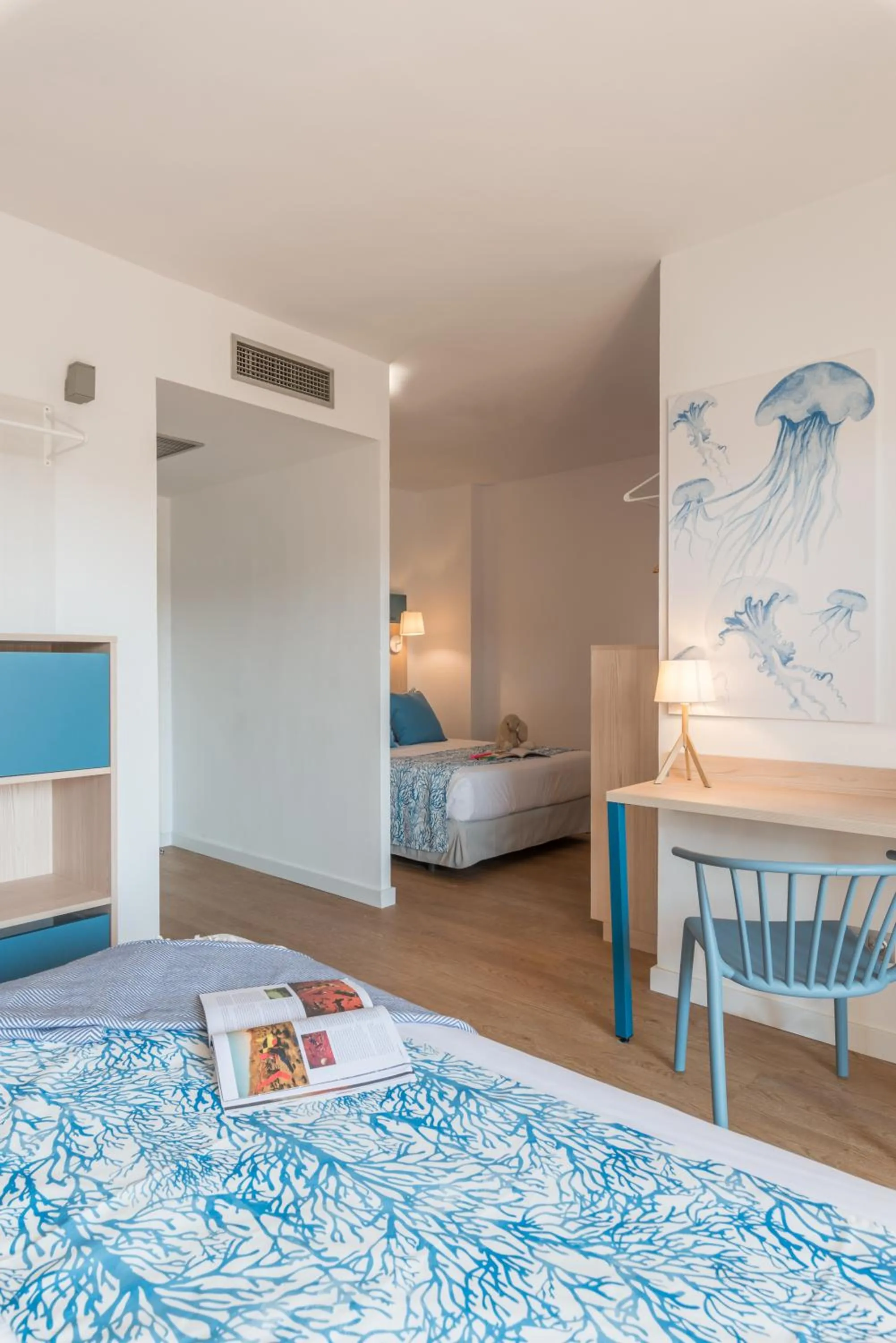 Bed in Hotel Salou Beach Family Rentalmar