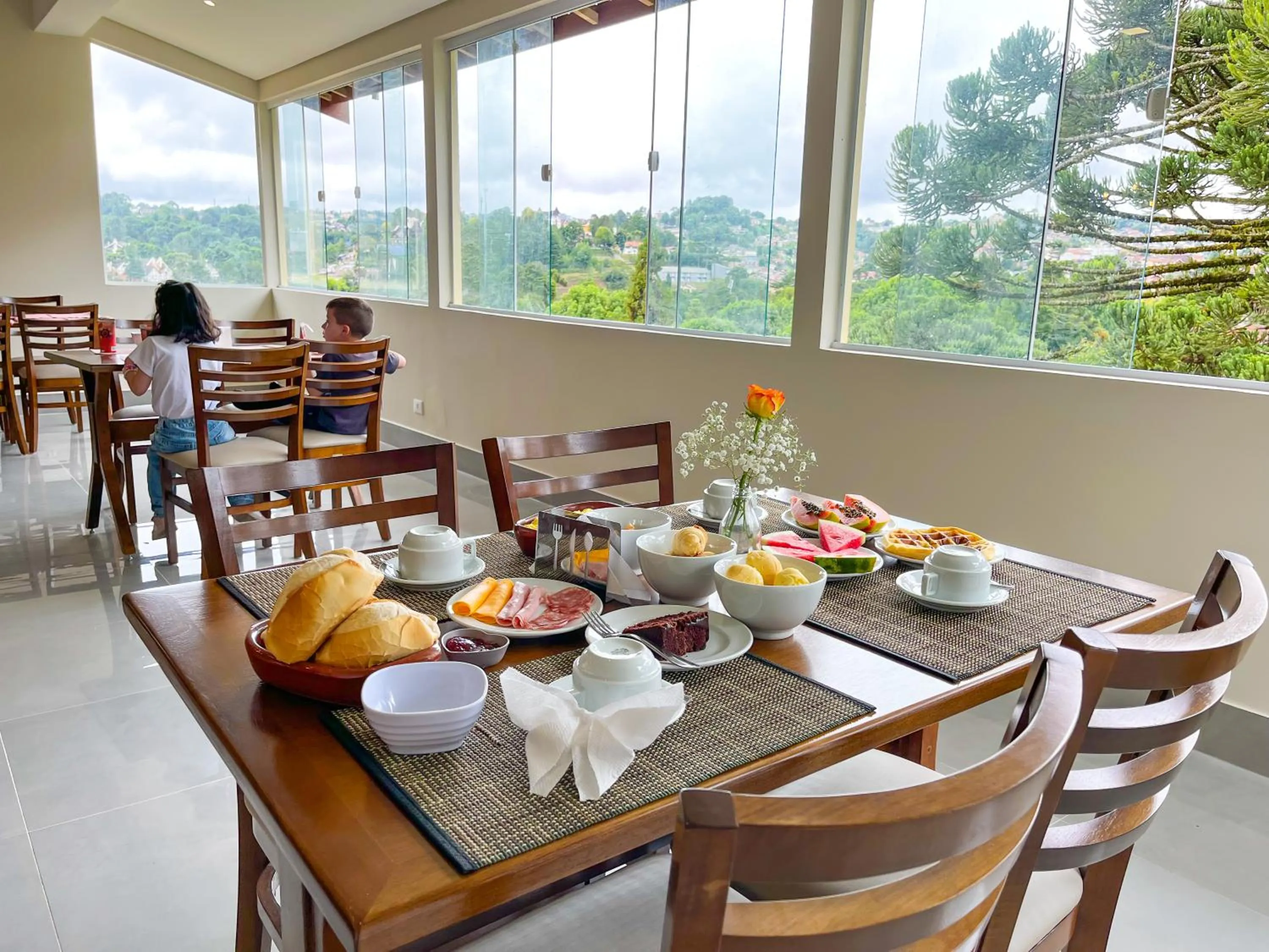 Food and drinks in Pousadinha Campos