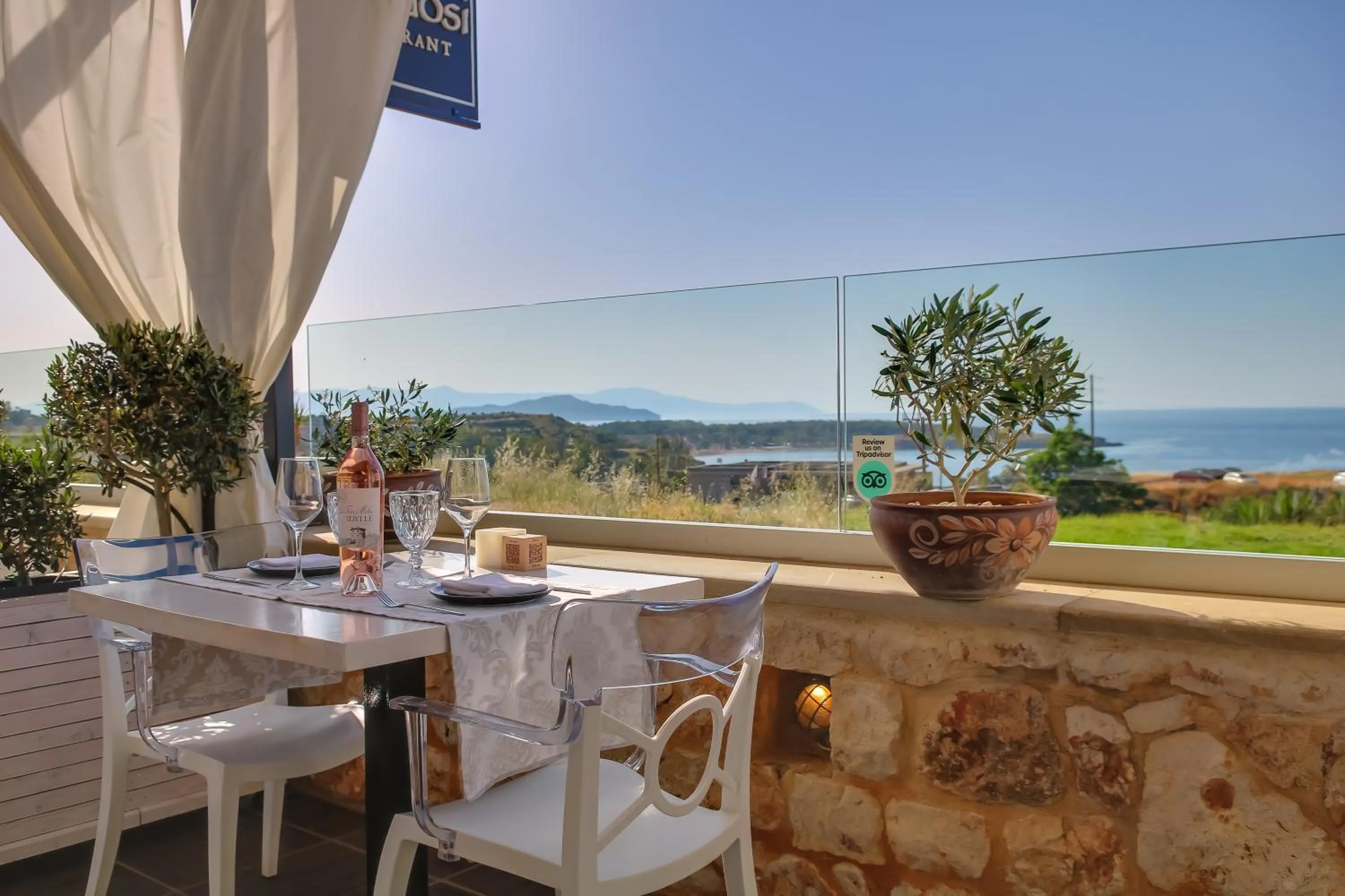 Patio in Alexis Hotel