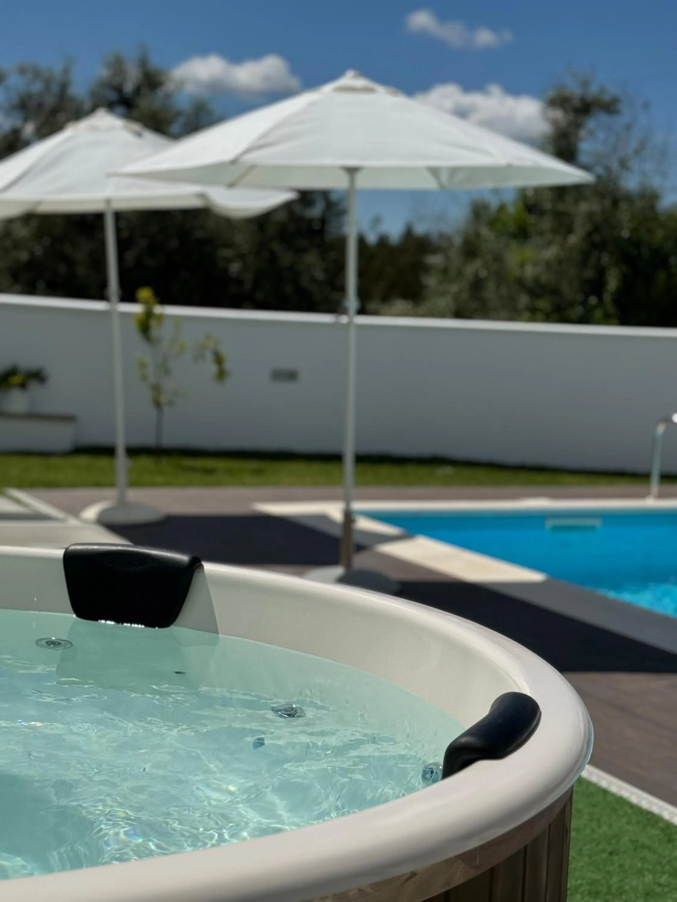 Hot Tub in Alojamento Jasmine