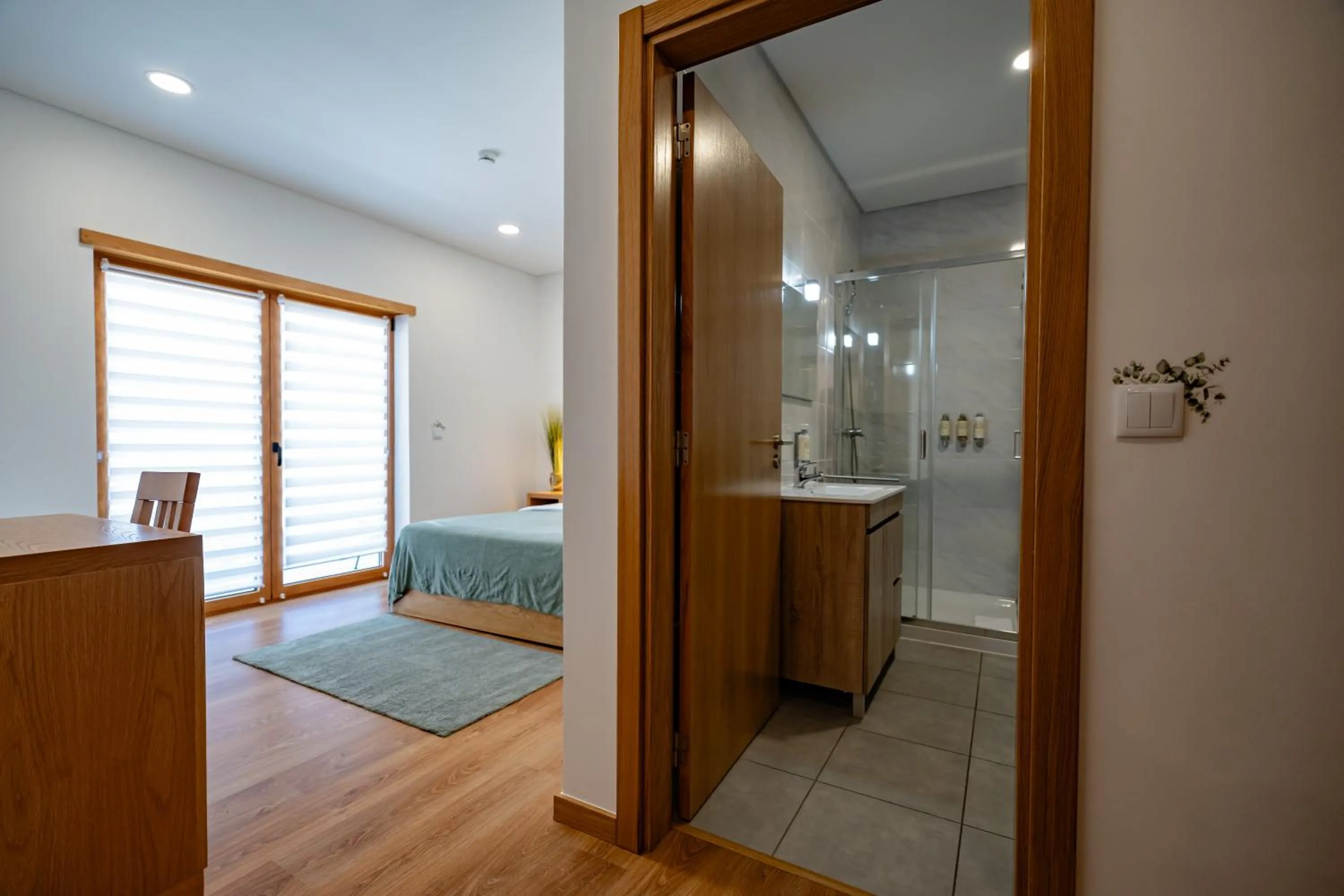 Photo of the whole room, Bed in Alojamento Jasmine