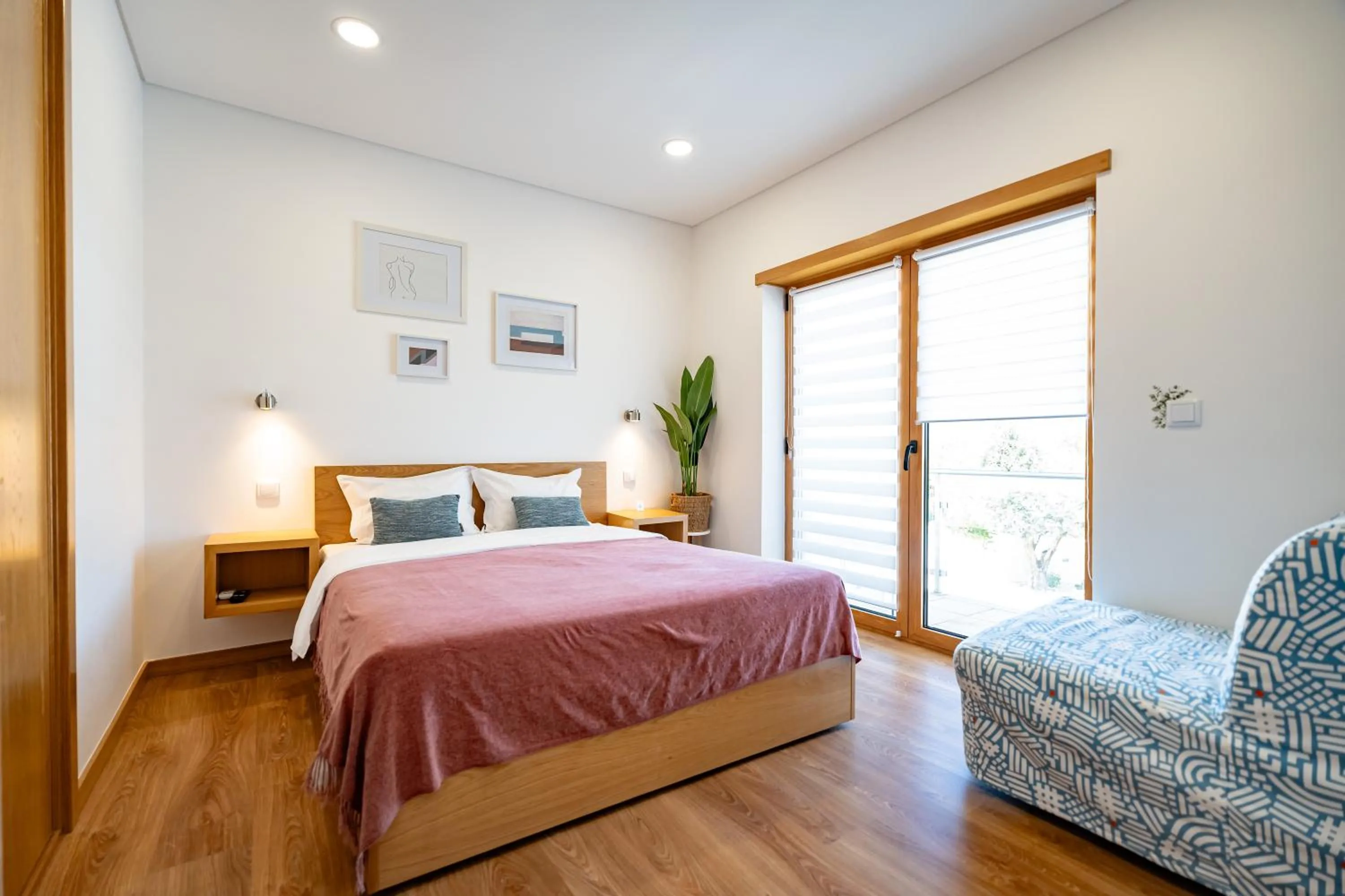 Photo of the whole room, Bed in Alojamento Jasmine