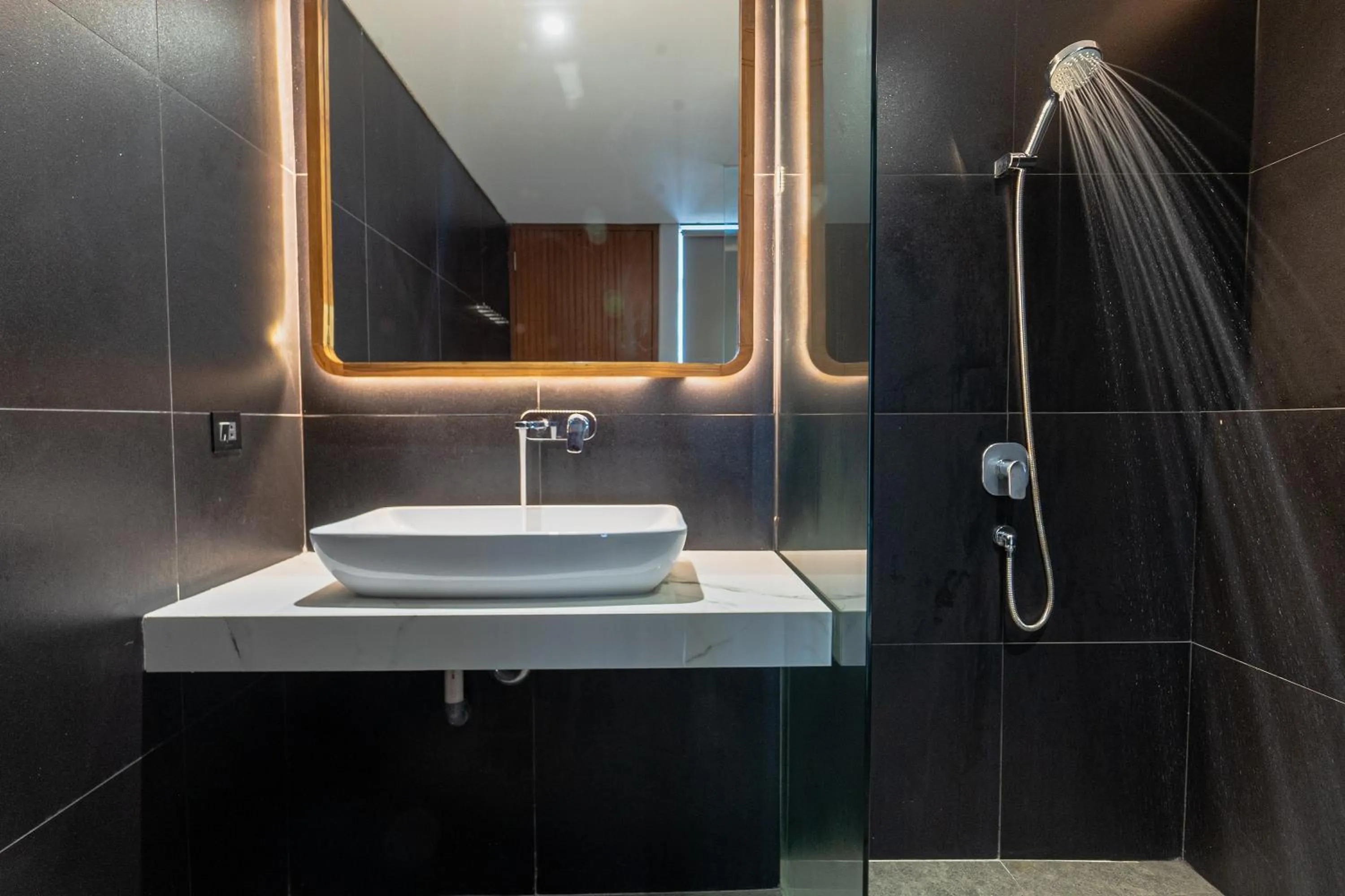 Bathroom in Forseti Athena