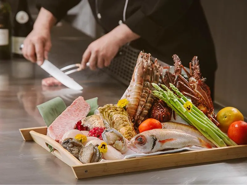 Restaurant/places to eat in Orient Luxury Hotel-Jiaoxi