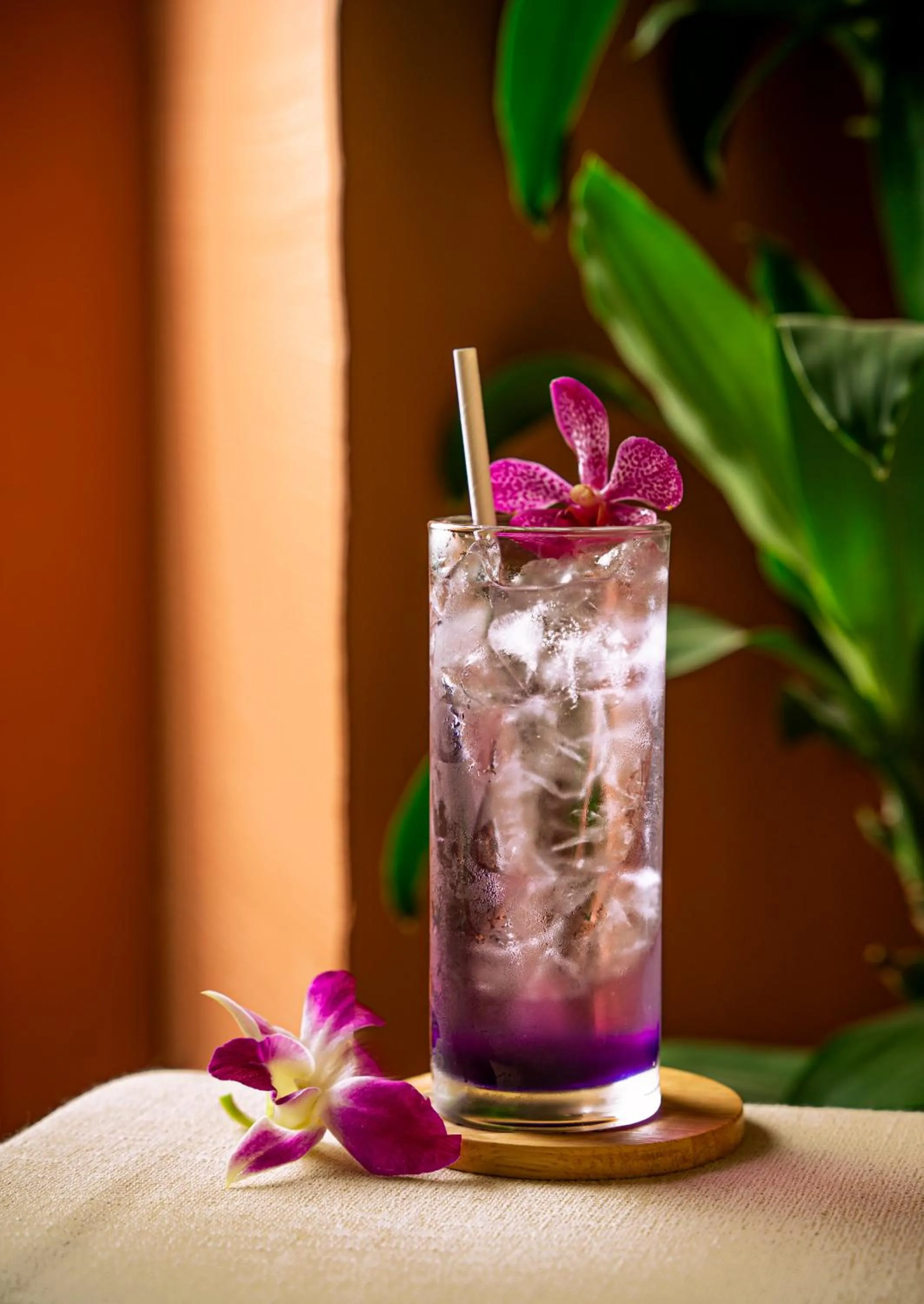 Lounge or bar in The Rangoon Hotel