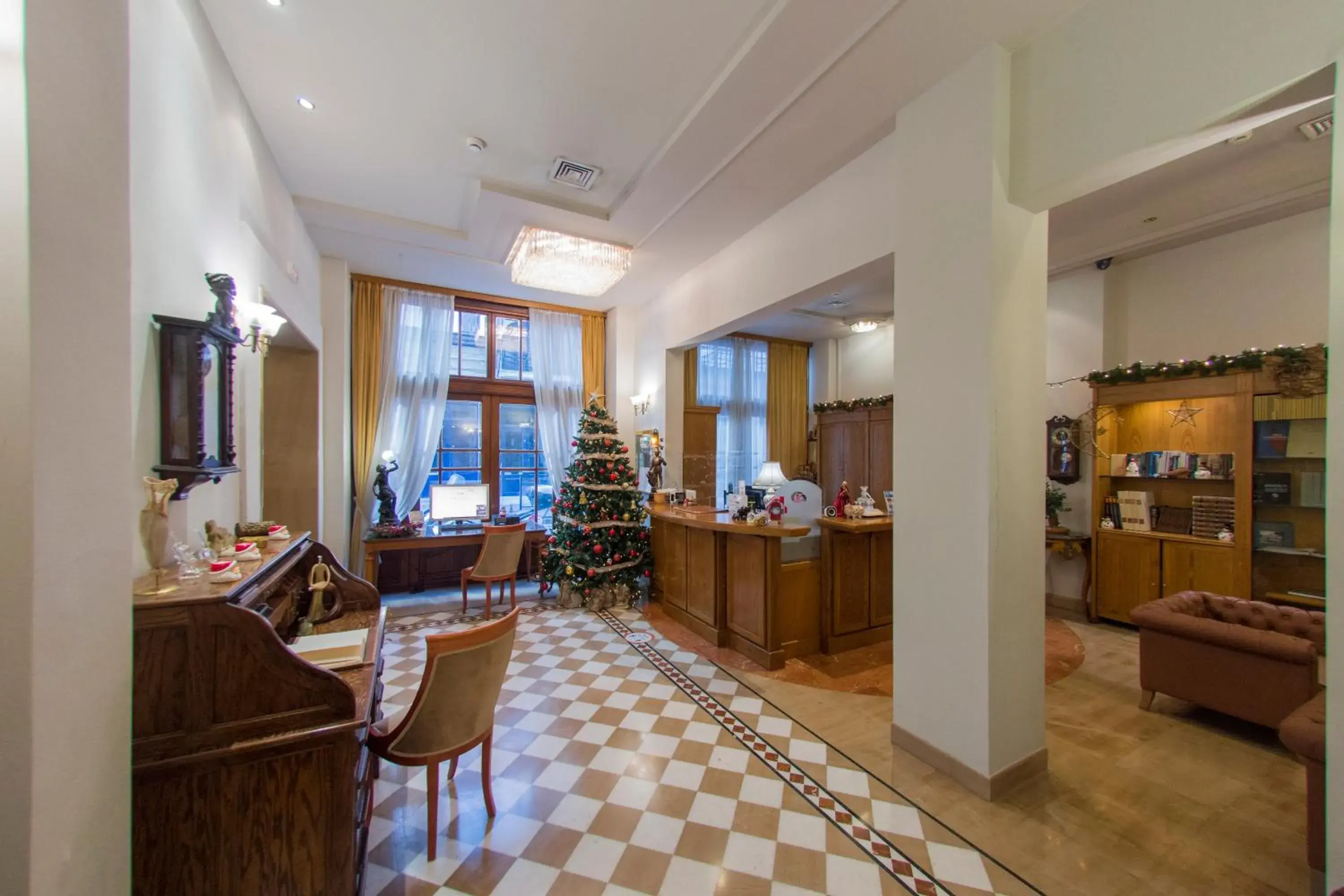 Lobby or reception in Capsis Bristol Boutique Hotel Lobby or reception in Capsis Bristol Boutique Hotel