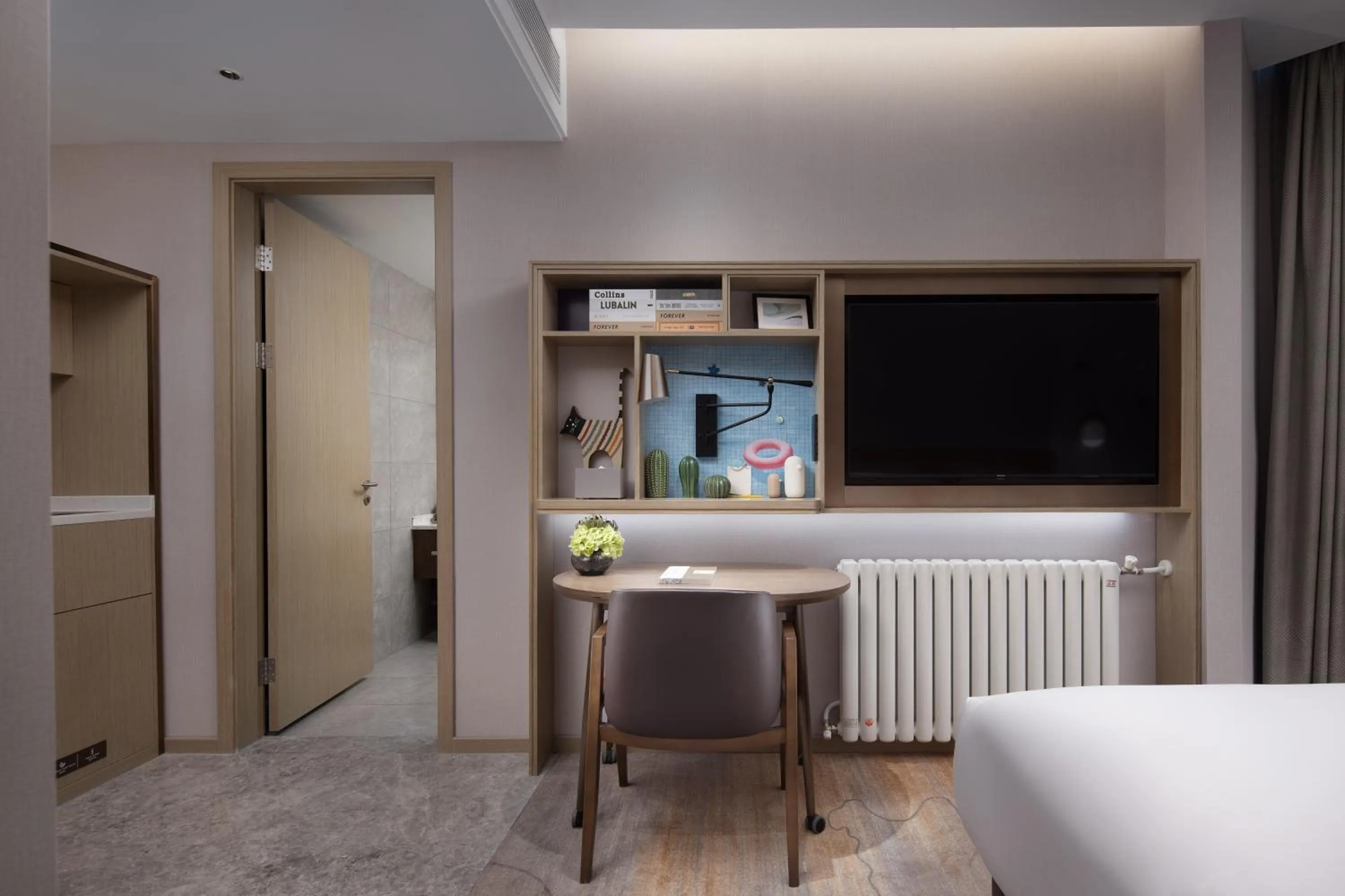 Seating area, Bed in Home2 Suites By Hilton Wuhan Hankou Railway Station