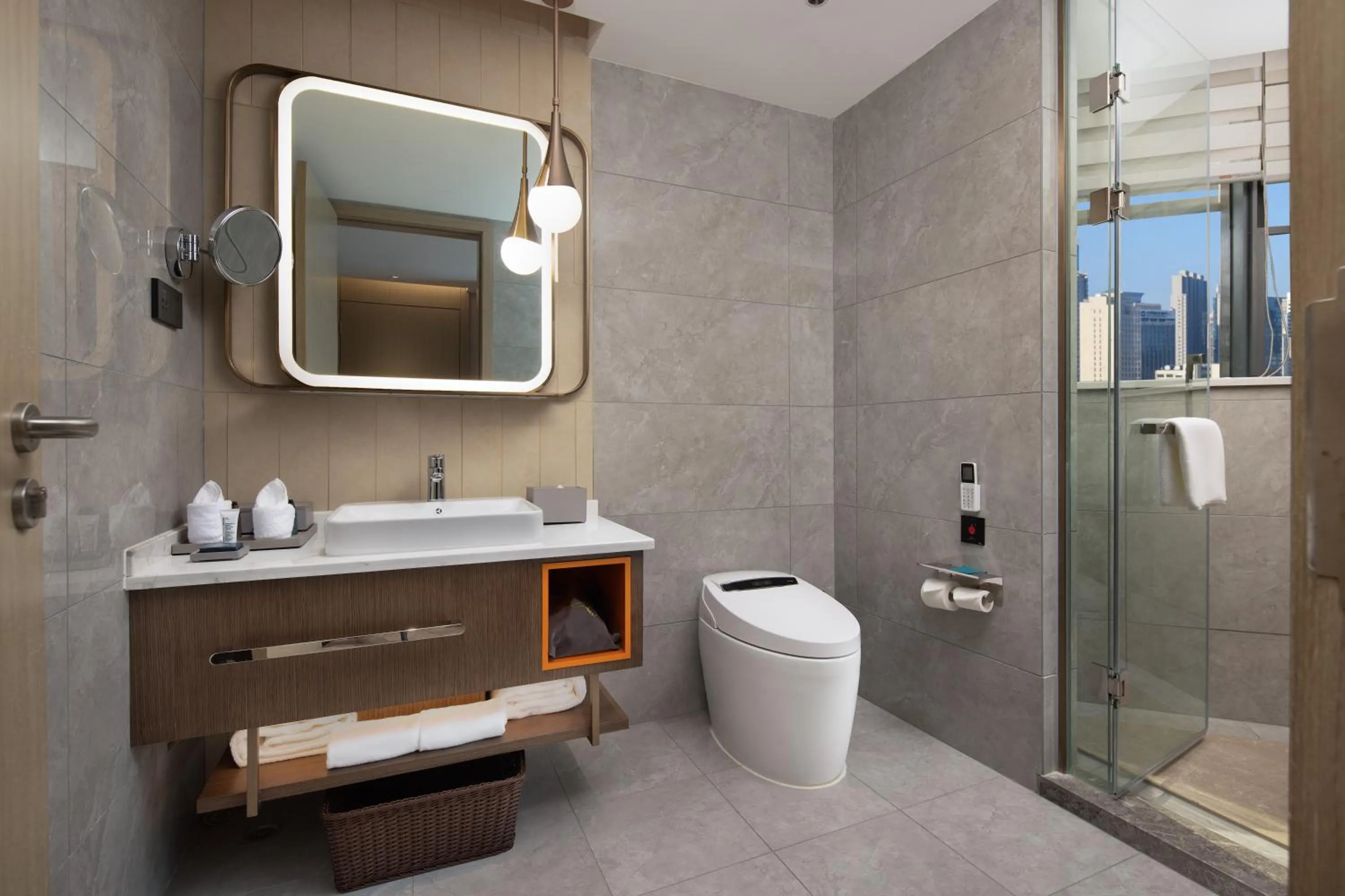 Bathroom in Home2 Suites By Hilton Wuhan Hankou Railway Station