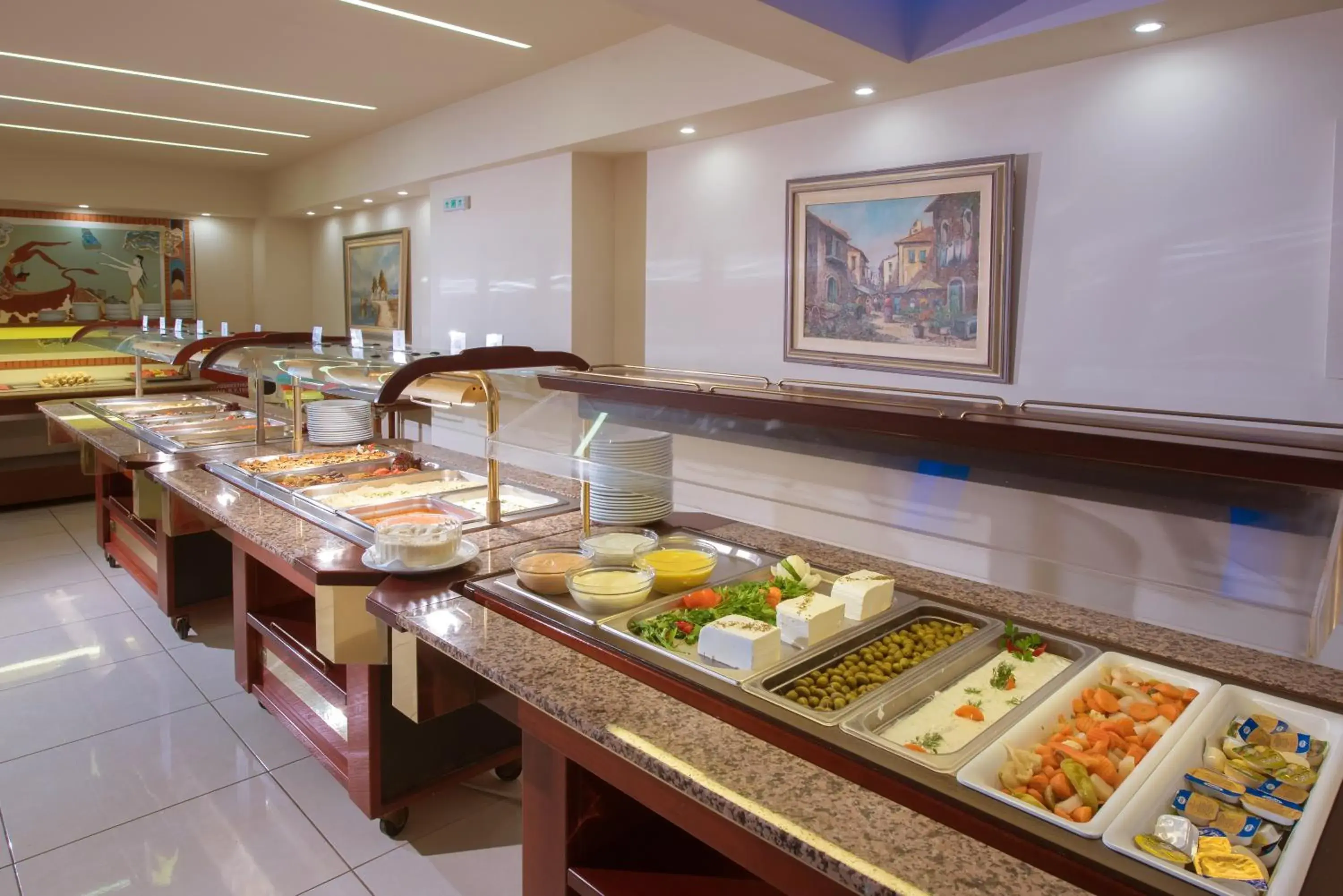 Restaurant/places to eat in Pela Maria Hotel Restaurant/places to eat in Pela Maria Hotel