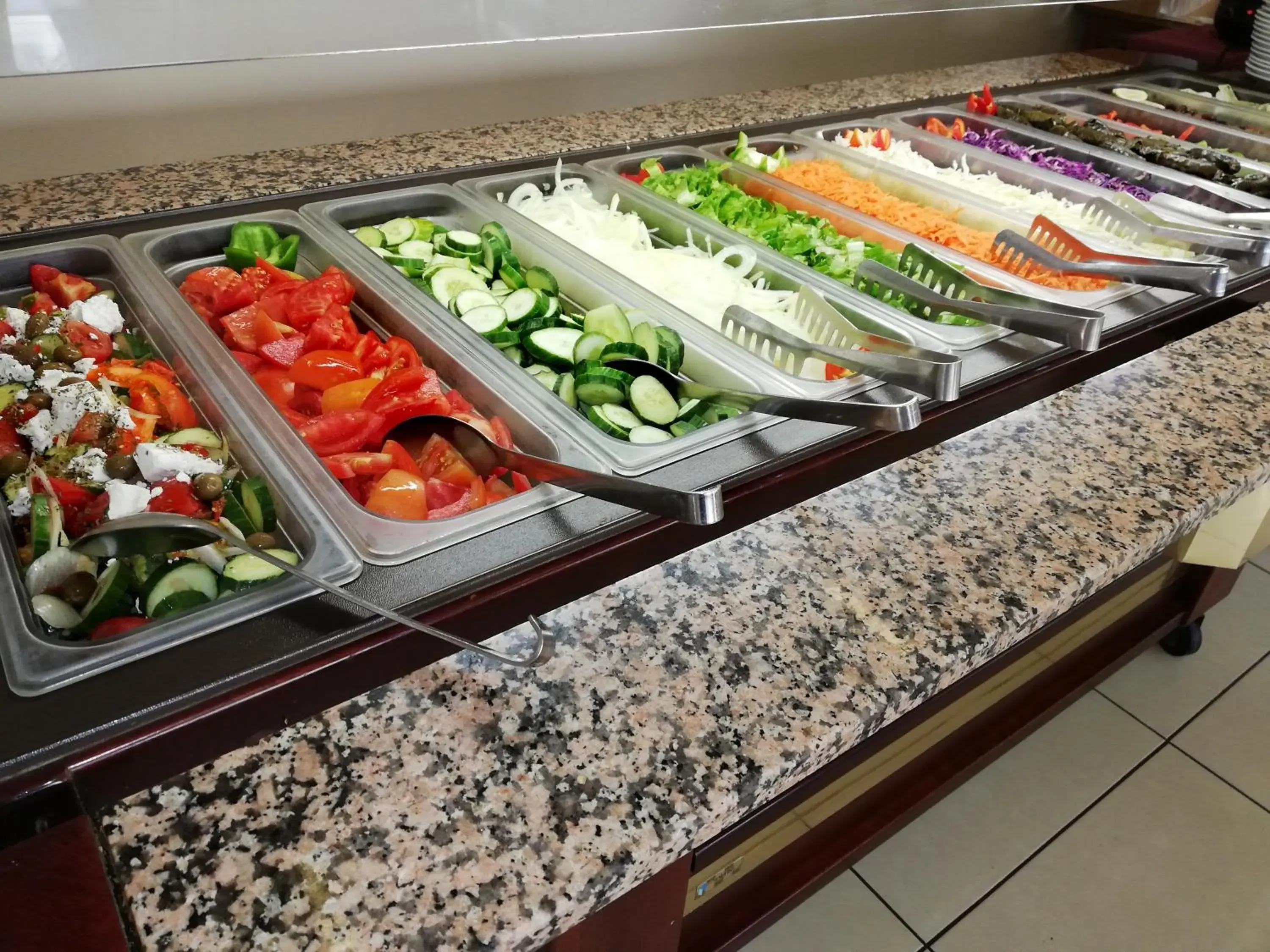 Restaurant/places to eat in Pela Maria Hotel Restaurant/places to eat in Pela Maria Hotel