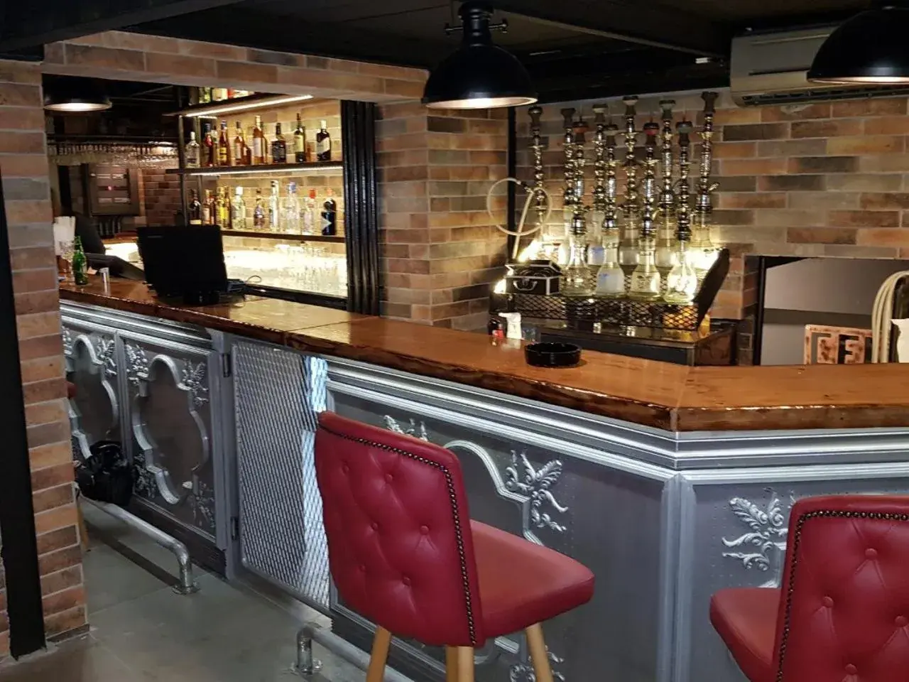 Restaurant/places to eat in Pela Maria Hotel Restaurant/places to eat in Pela Maria Hotel