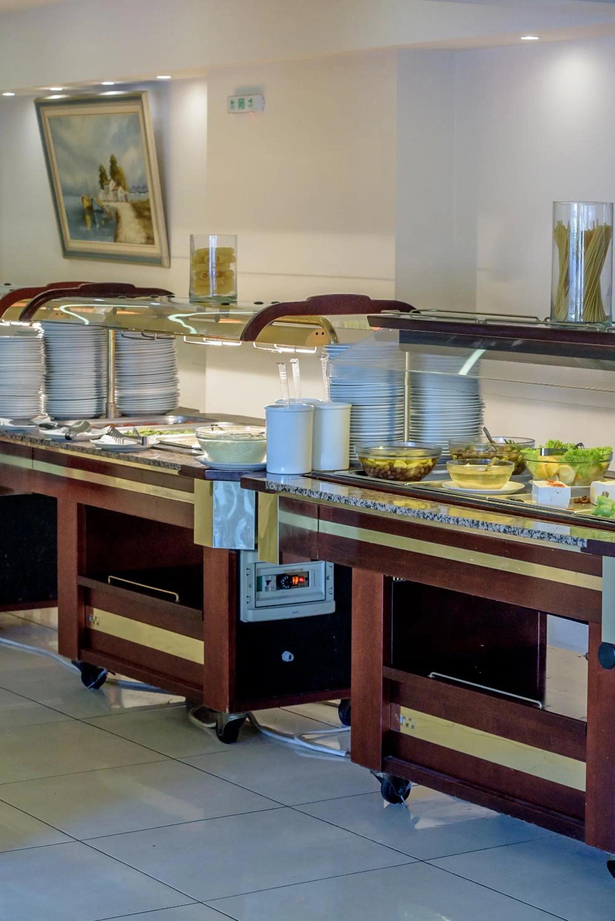 Restaurant/places to eat in Pela Maria Hotel