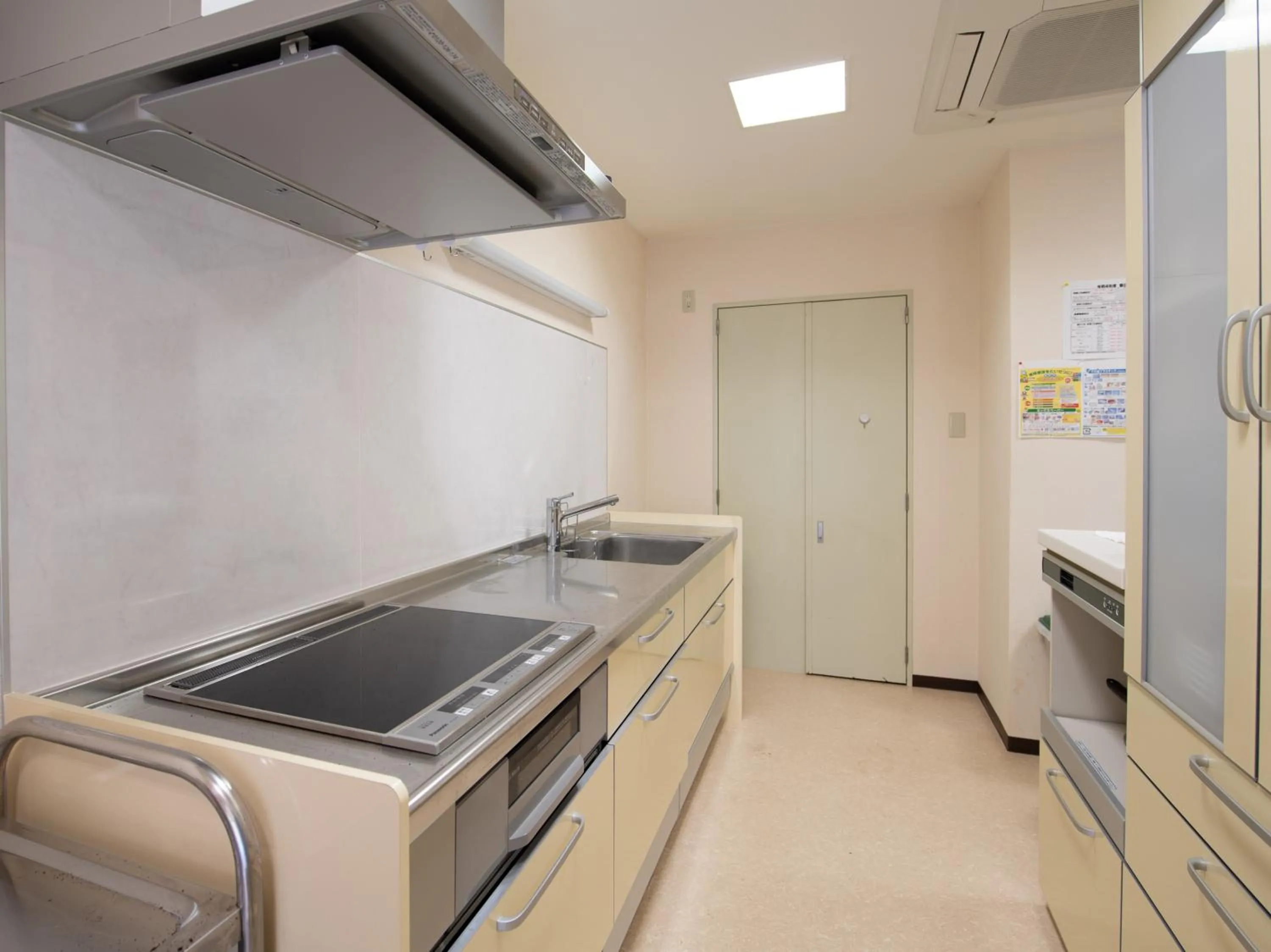 Kitchen or kitchenette in Chateraise Lodge Kasugai