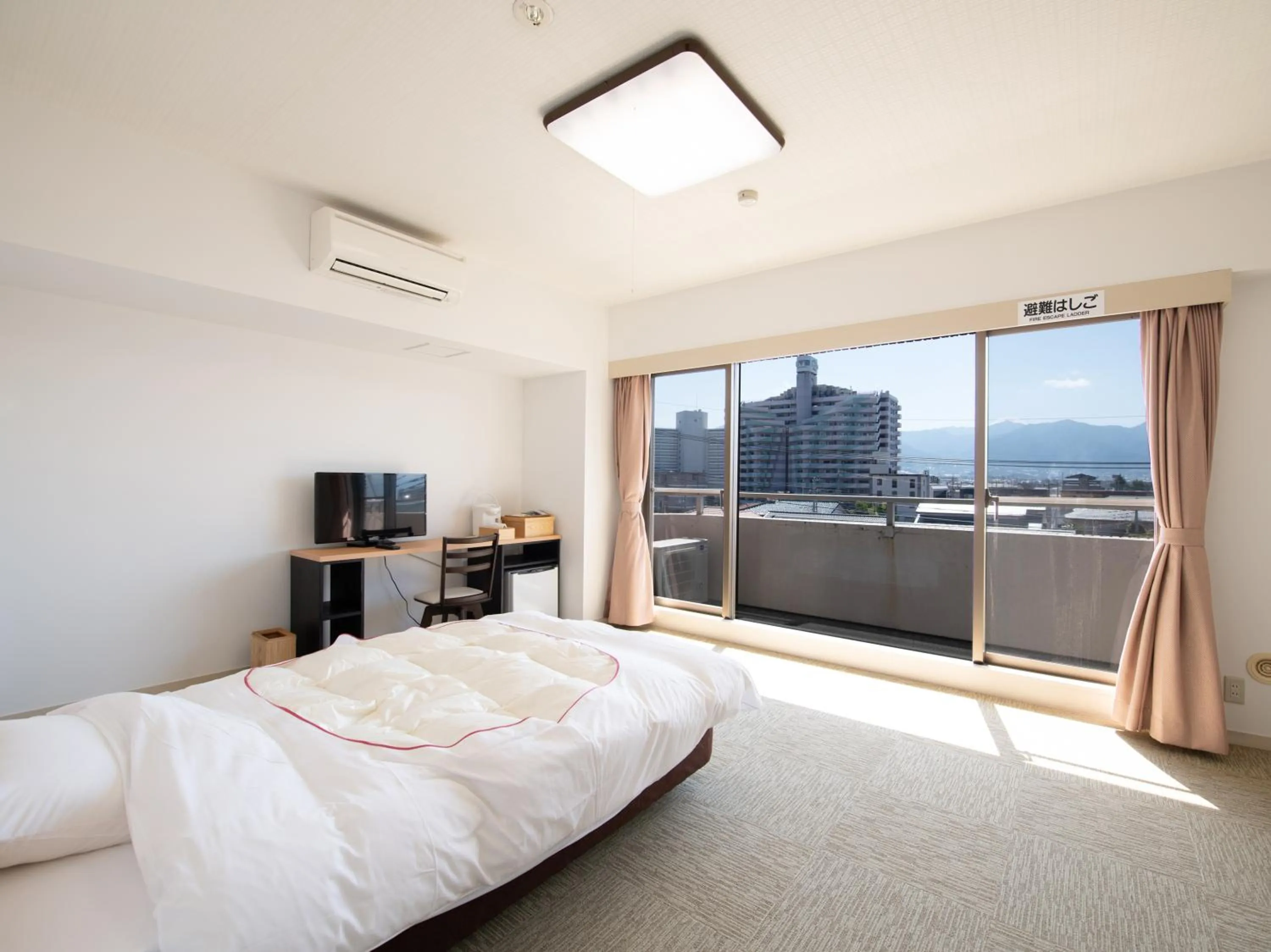 TV and multimedia, Bed in Chateraise Lodge Kasugai