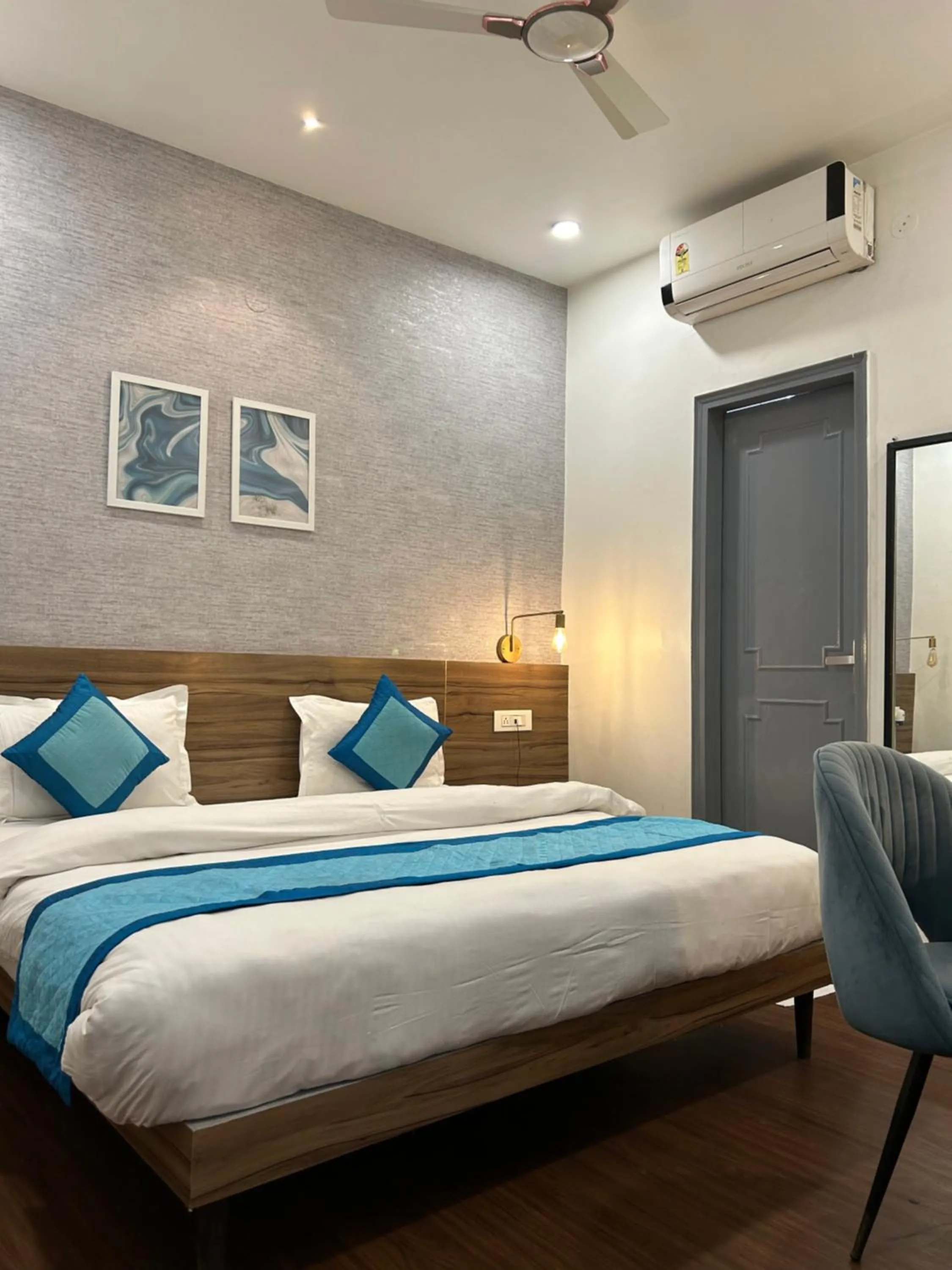 Bed in Gallivanto Inn - Rohini