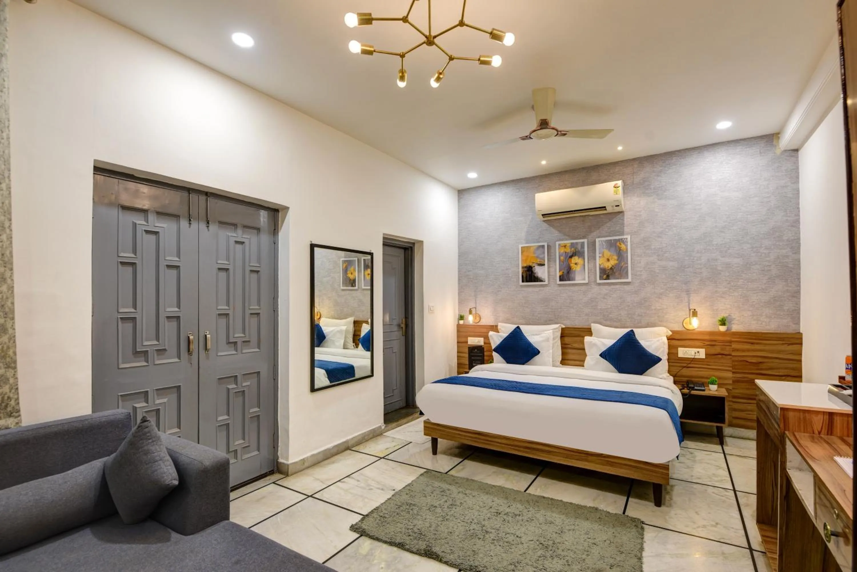 Bed in Gallivanto Inn - Rohini