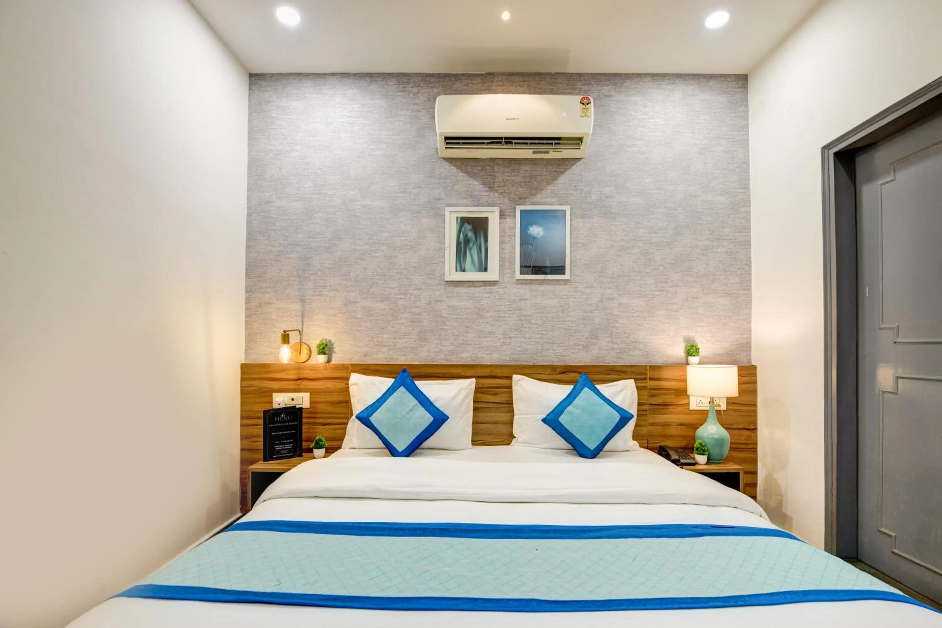 Bed in Gallivanto Inn - Rohini