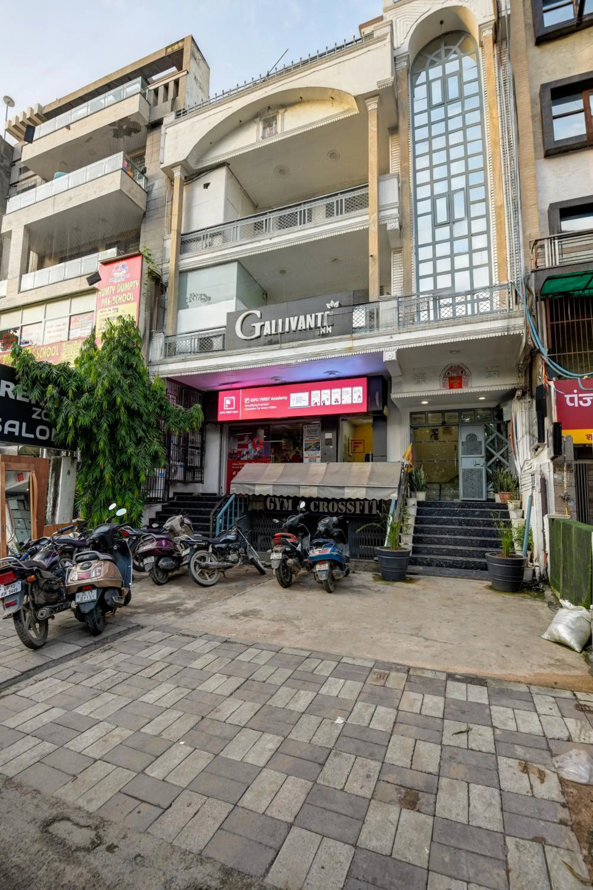 Property building in Gallivanto Inn - Rohini