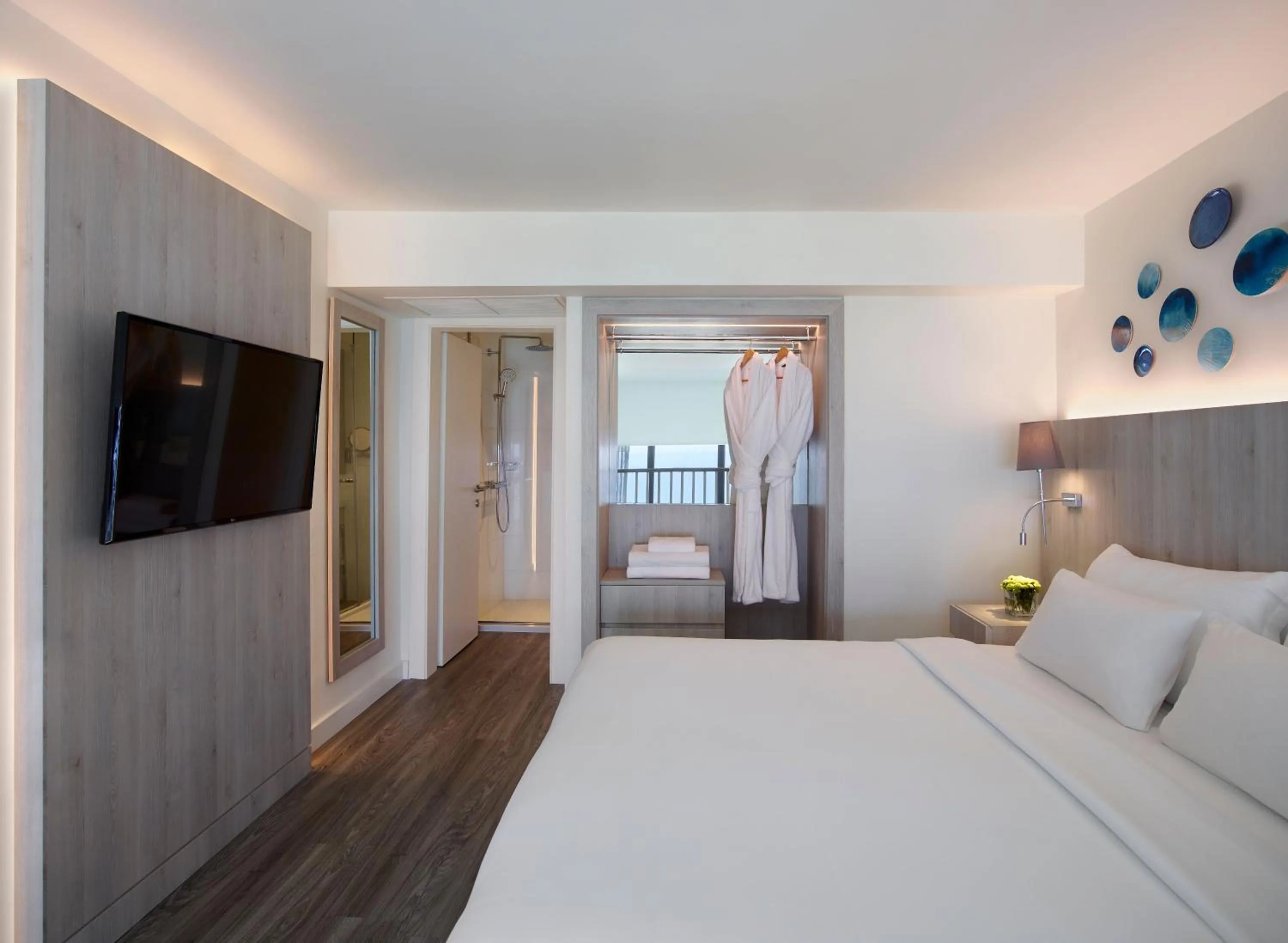 Bed in Rhodes Bay Hotel & Spa