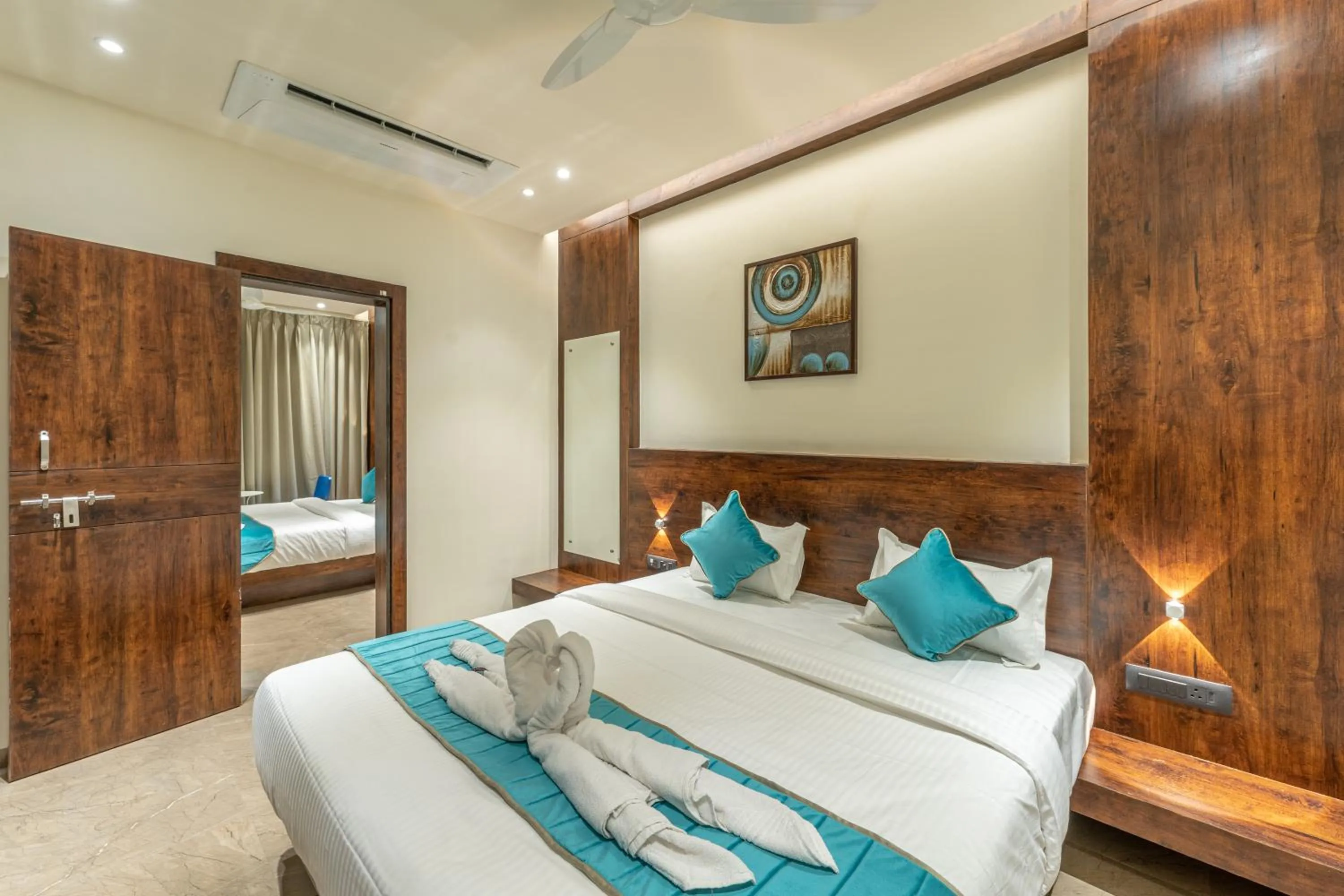 Bed in Hotel Devgiri