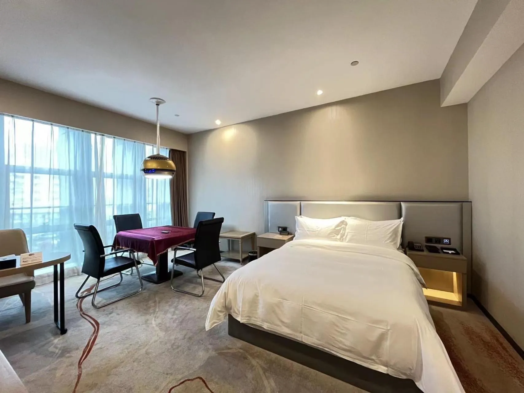 Bed in Qingyuan Argyle Hotel