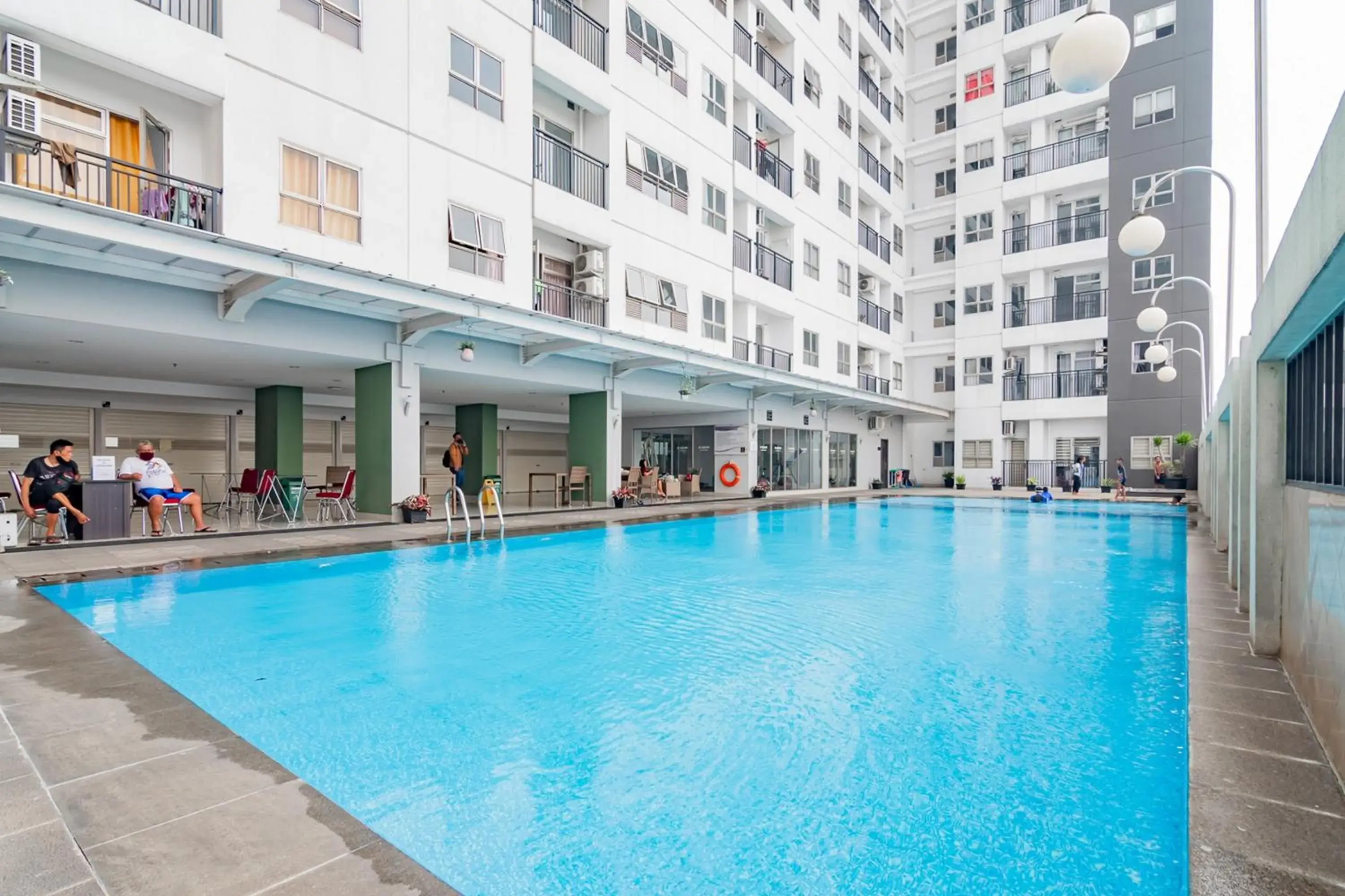 RedLiving Apartemen Mekarwangi Square - Agus 3 Tower A RedLiving Apartemen Mekarwangi Square - Agus 3 Tower A