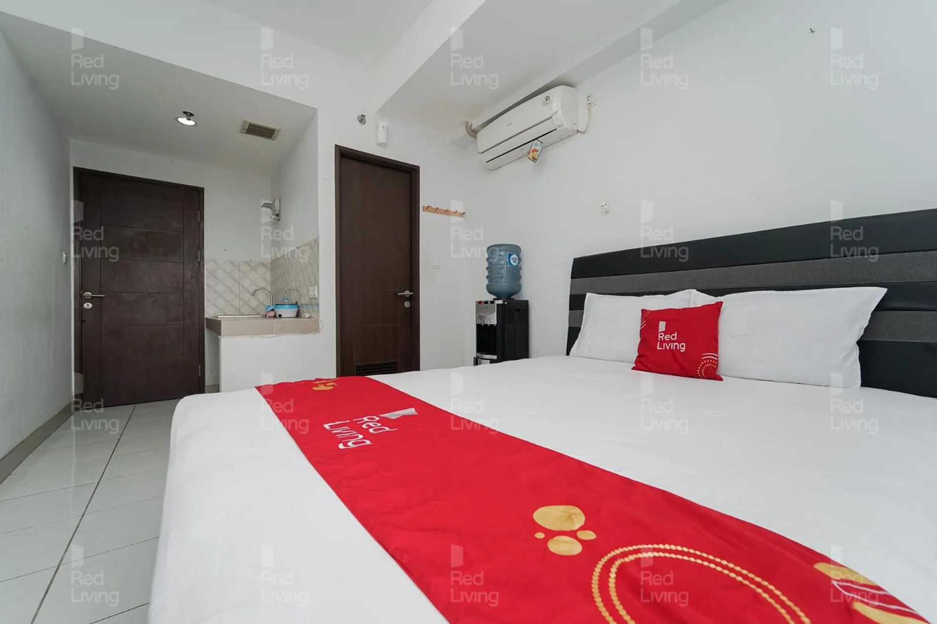 RedLiving Apartemen Mekarwangi Square - Agus 3 Tower A