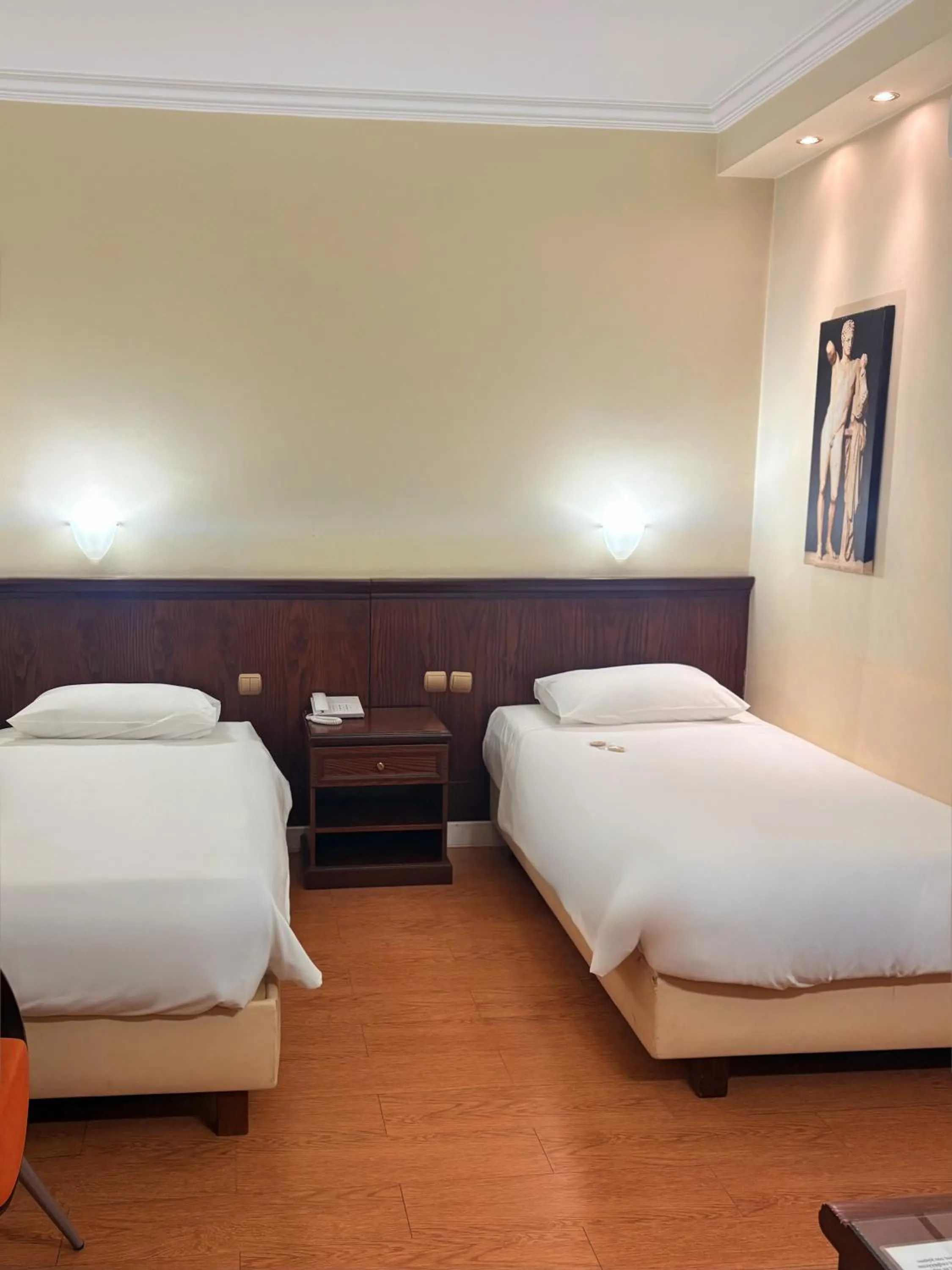 Bedroom, Bed in Capsis Hotel Thessaloniki