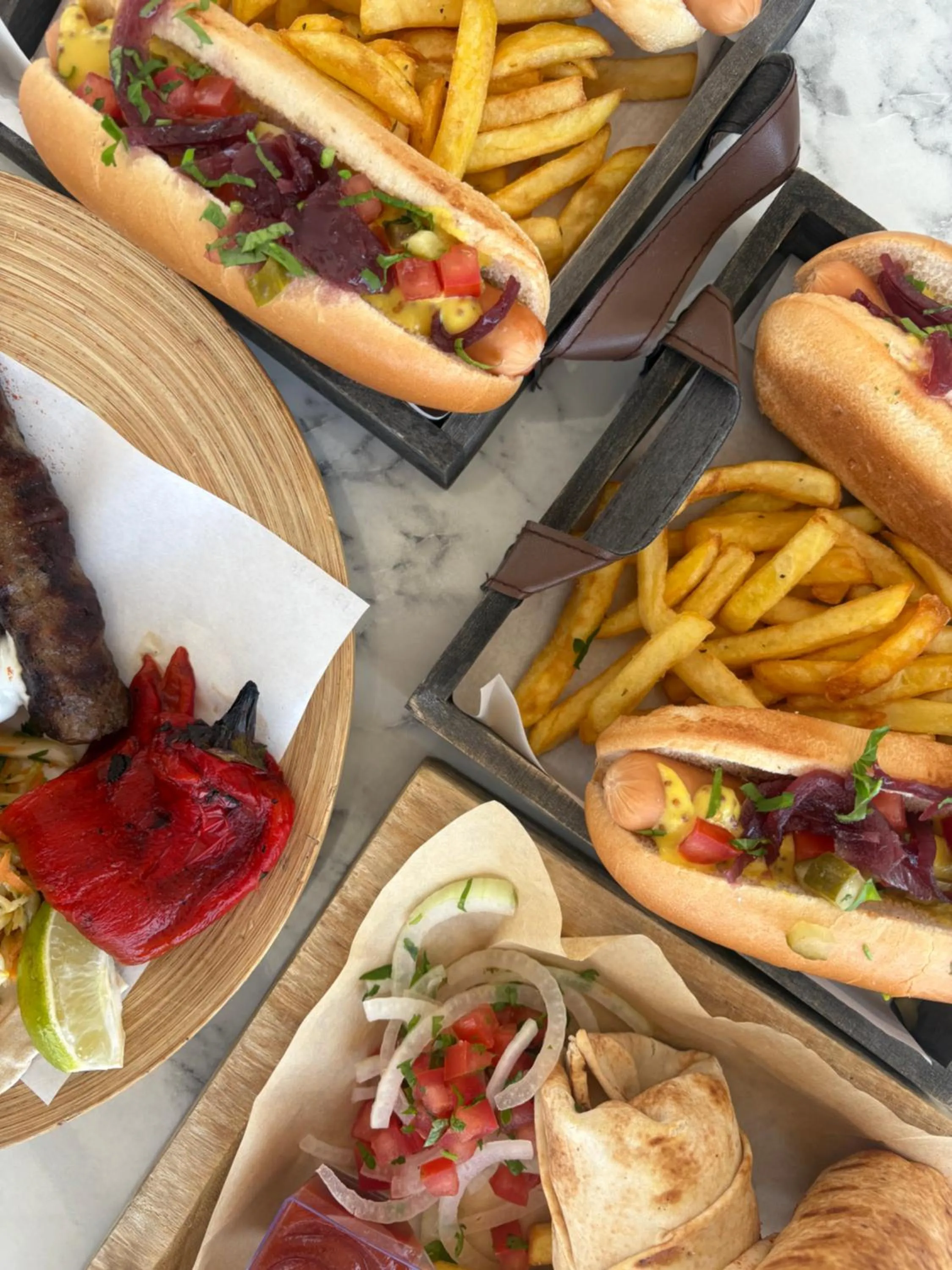 Swimming pool in Capsis Hotel Thessaloniki