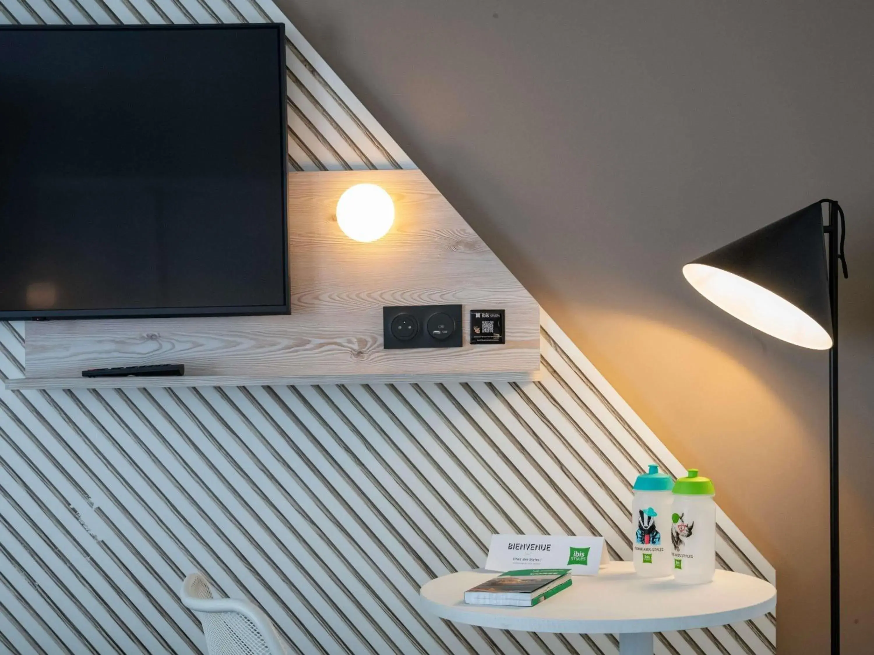 Bedroom in ibis Styles Porto Vecchio Bedroom in ibis Styles Porto Vecchio