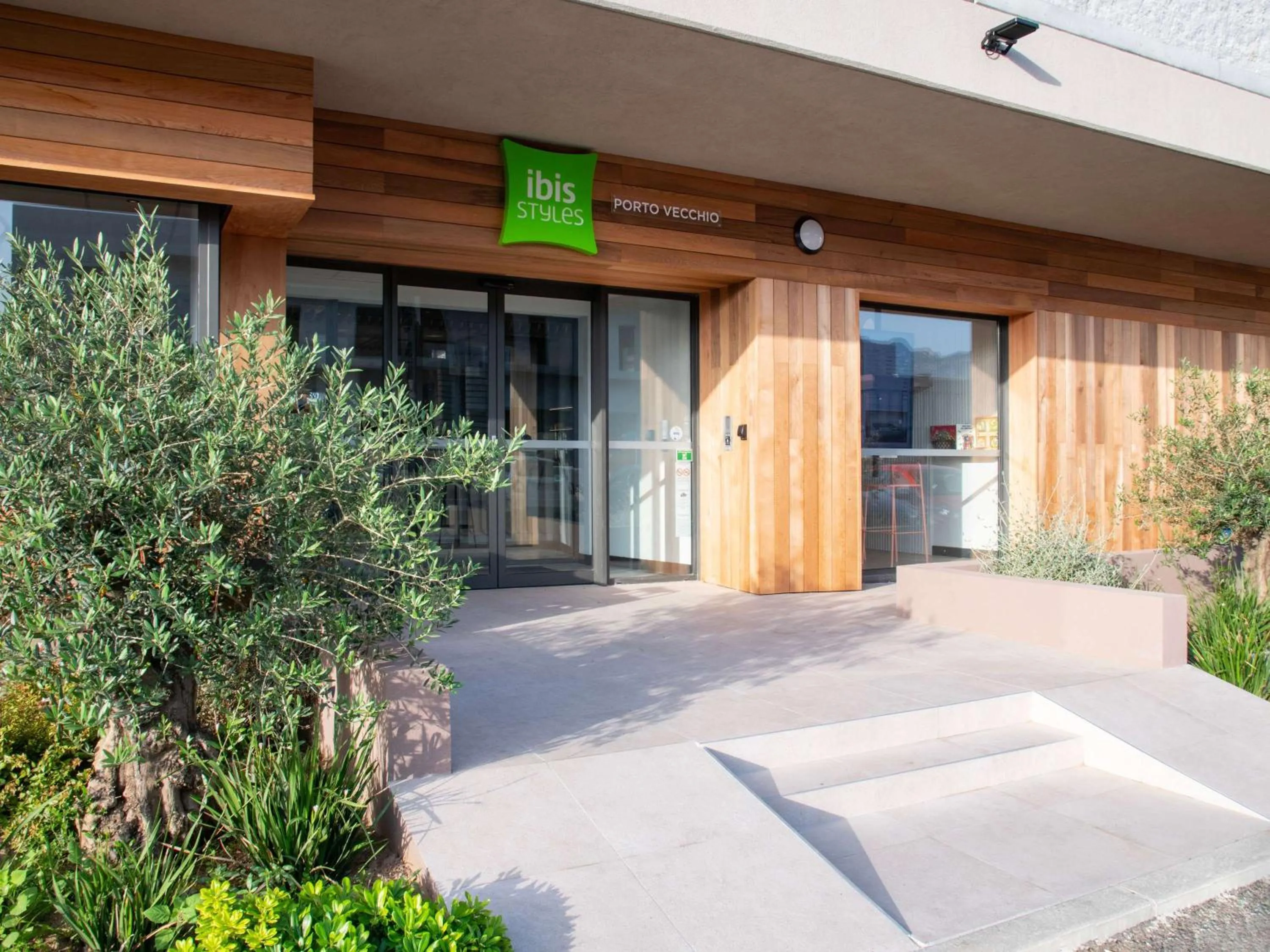 Property building in ibis Styles Porto Vecchio