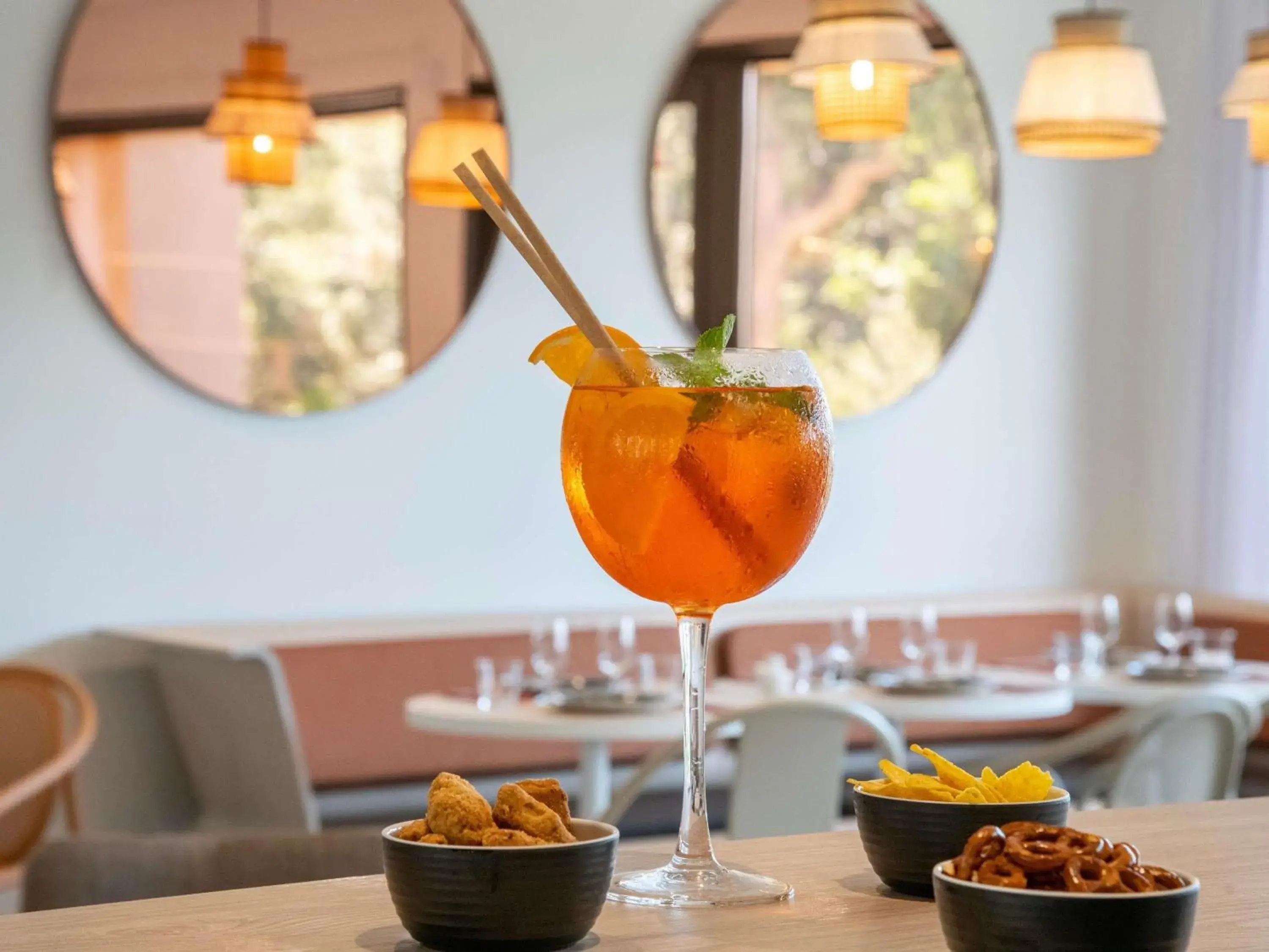 Lounge or bar in ibis Styles Porto Vecchio Lounge or bar in ibis Styles Porto Vecchio