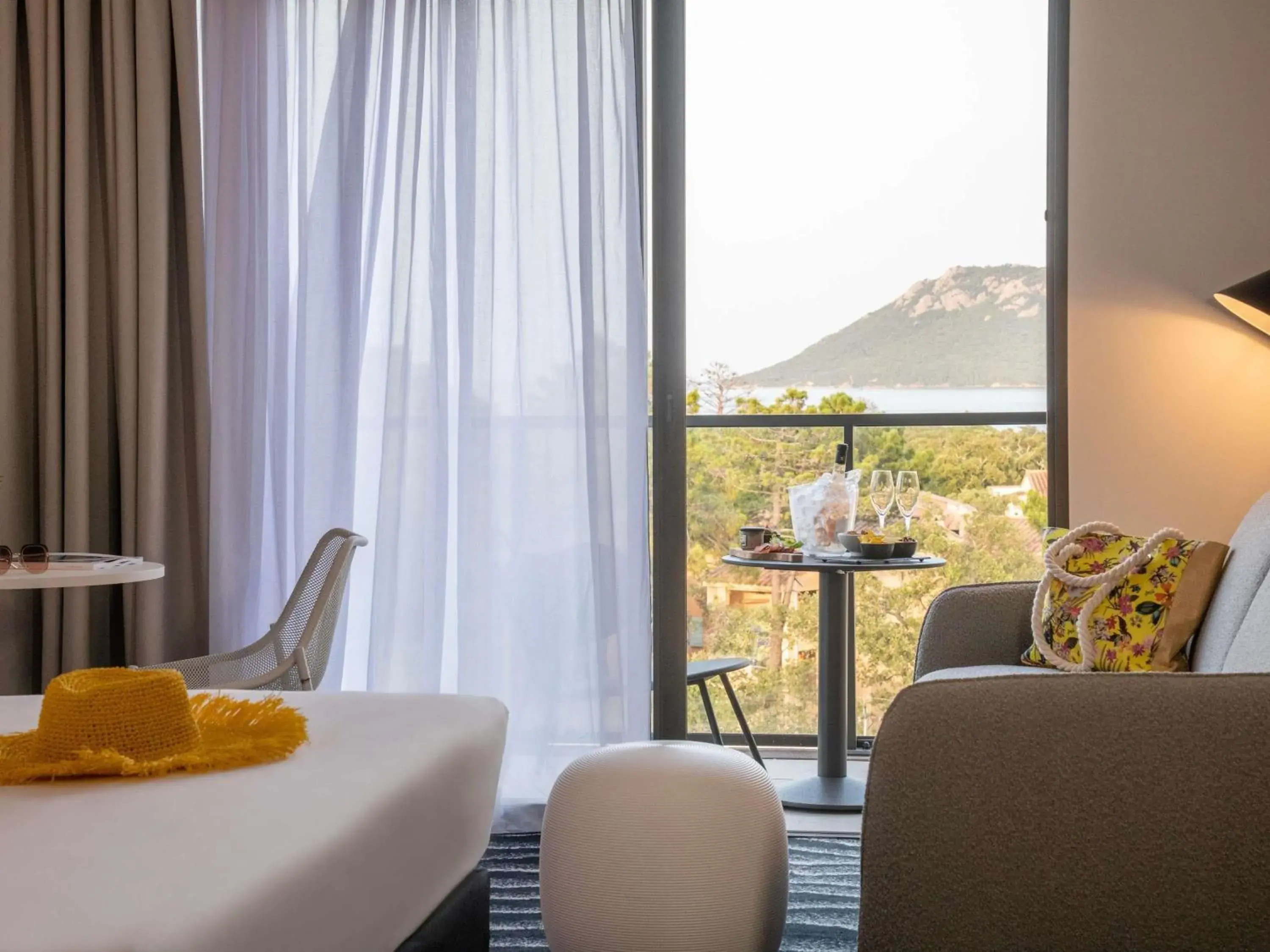 Bedroom in ibis Styles Porto Vecchio Bedroom in ibis Styles Porto Vecchio