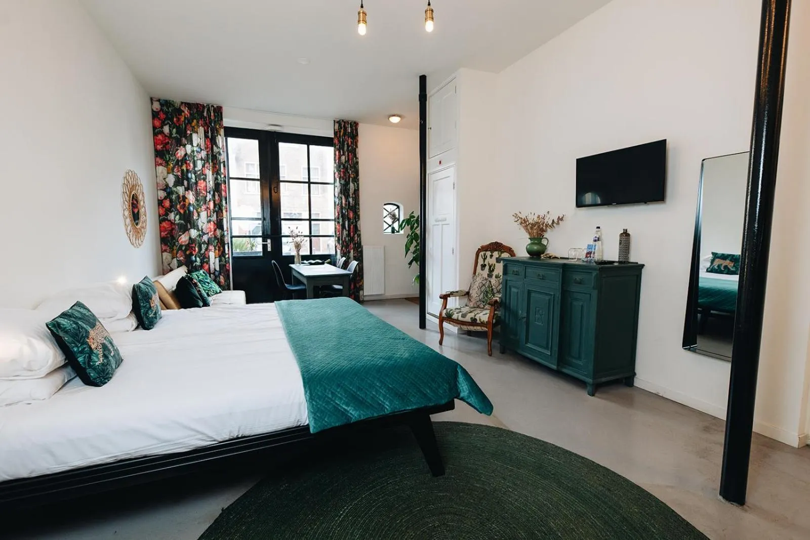 Bed in Hotel Zilt Studio's