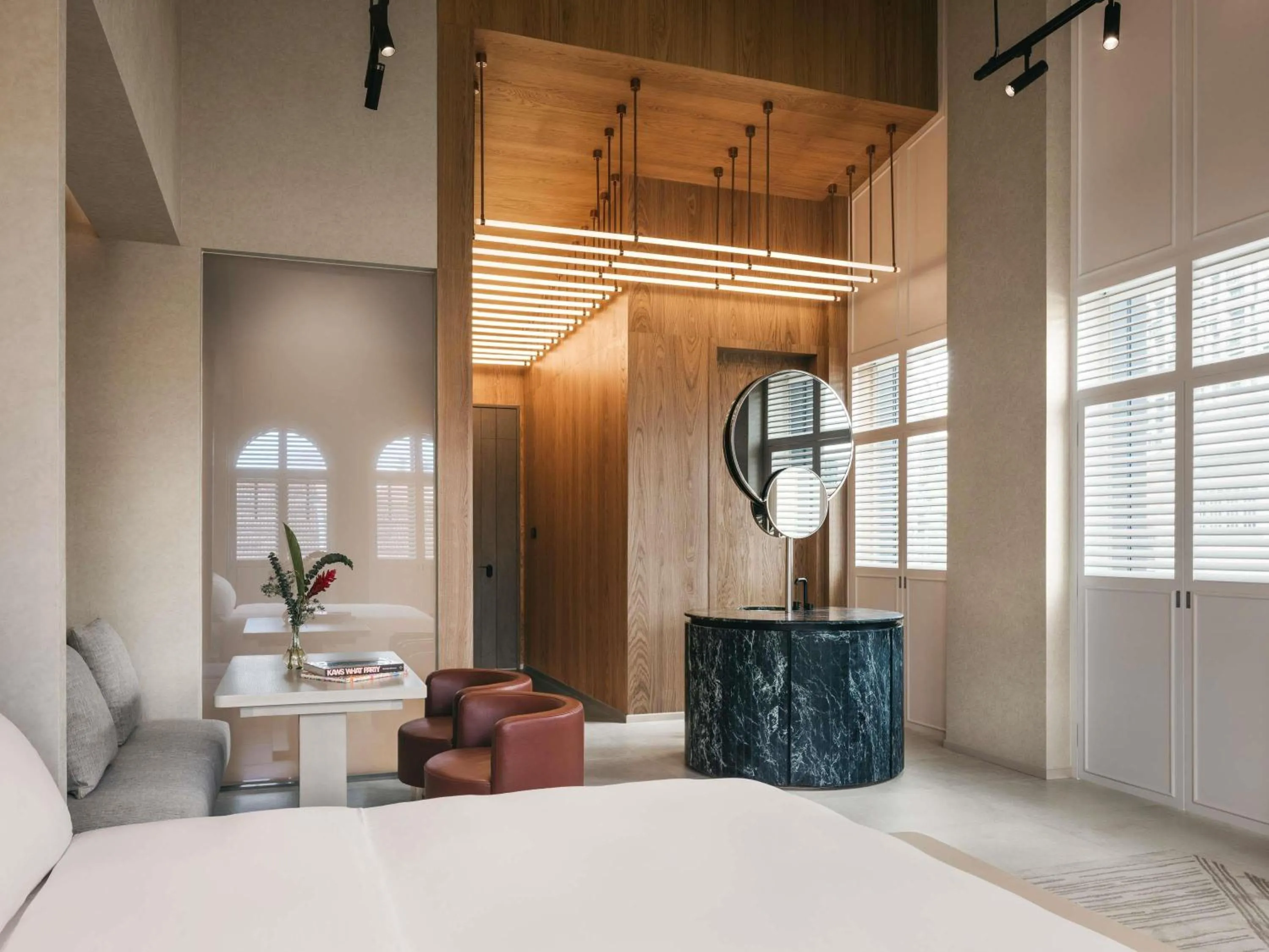 Photo of the whole room, Bed in Mondrian Singapore Duxton