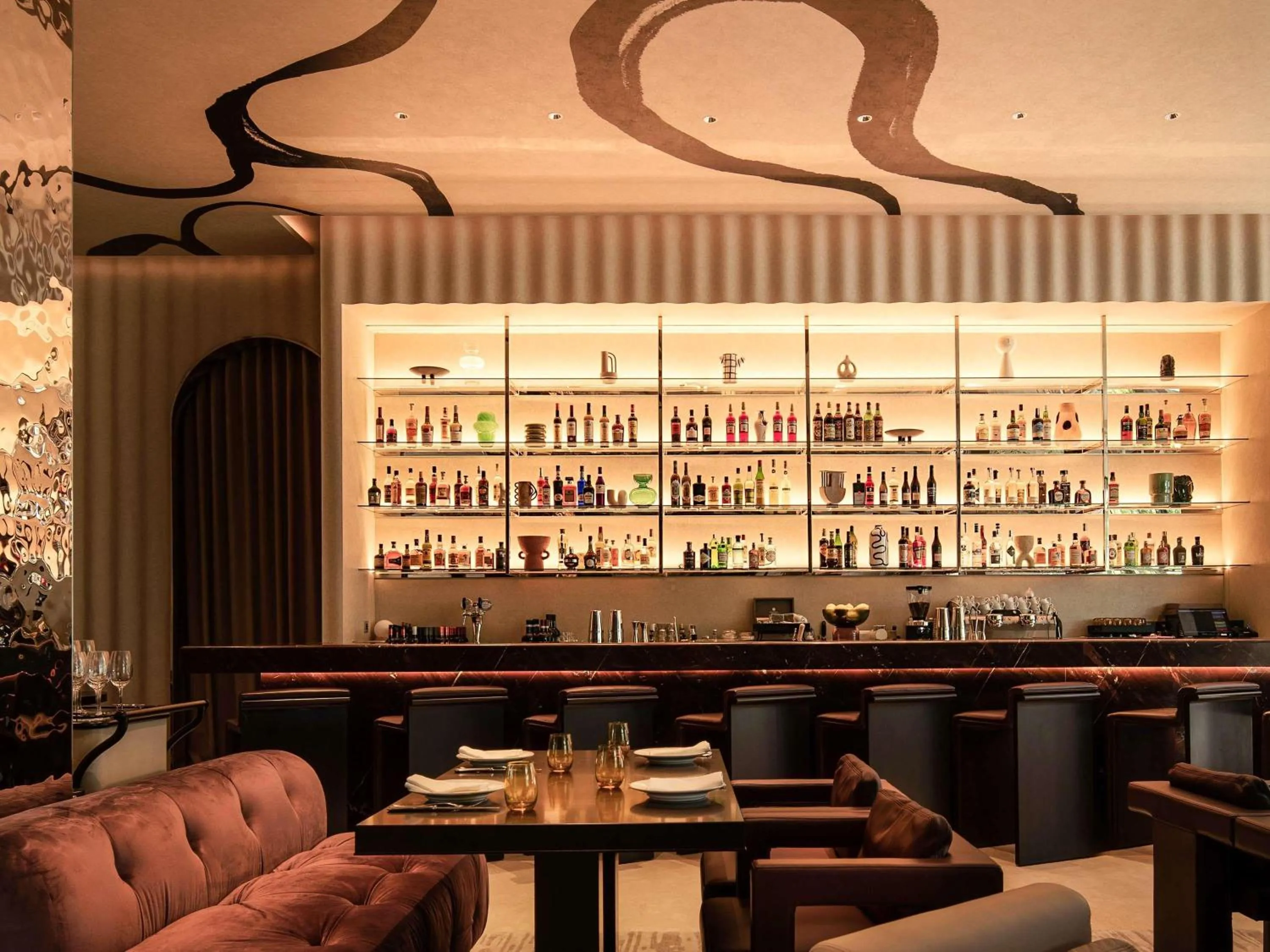 Restaurant/places to eat in Mondrian Singapore Duxton