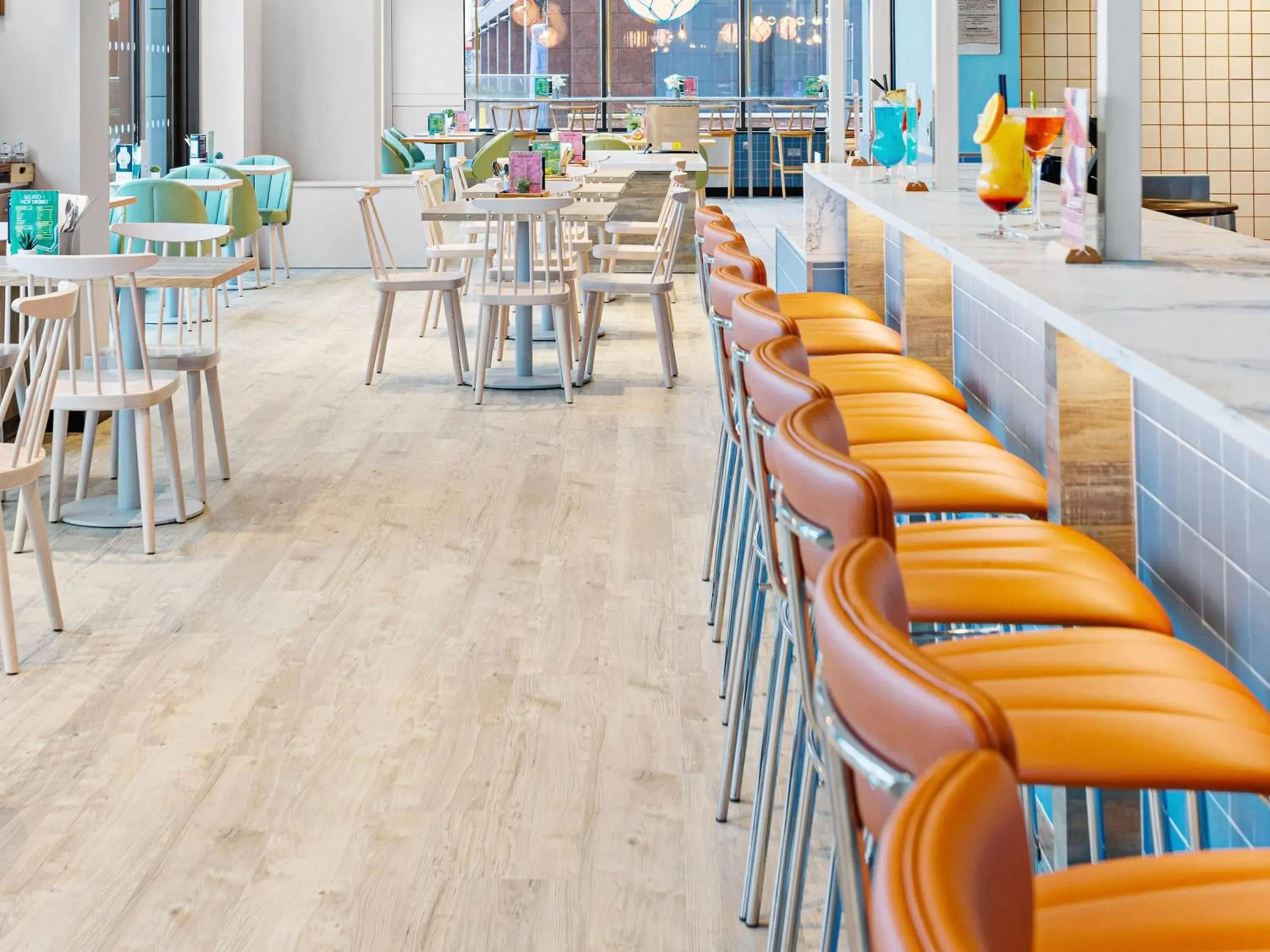 Lounge or bar in ibis Styles Paignton Lounge or bar in ibis Styles Paignton