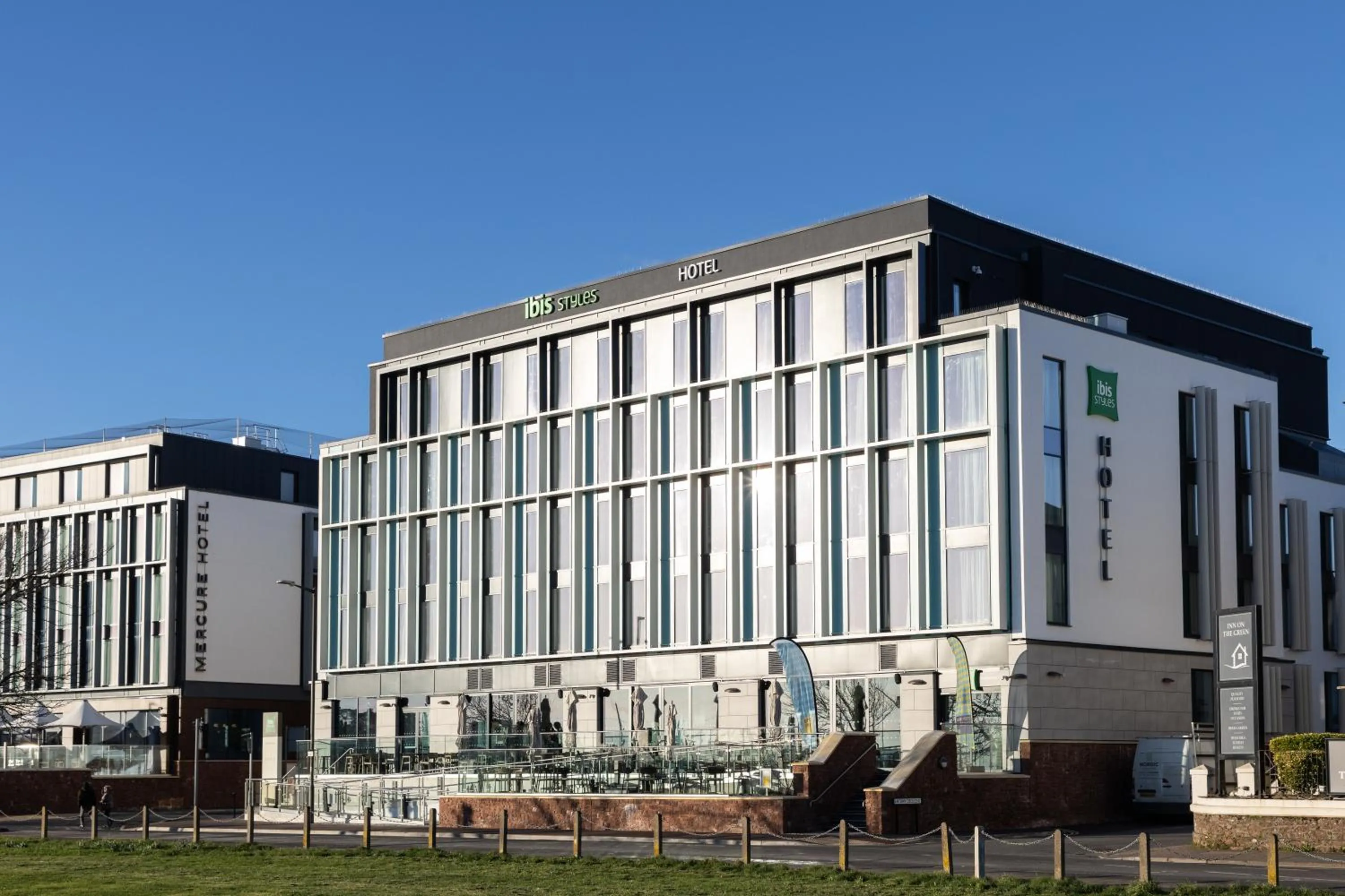 Property building in ibis Styles Paignton