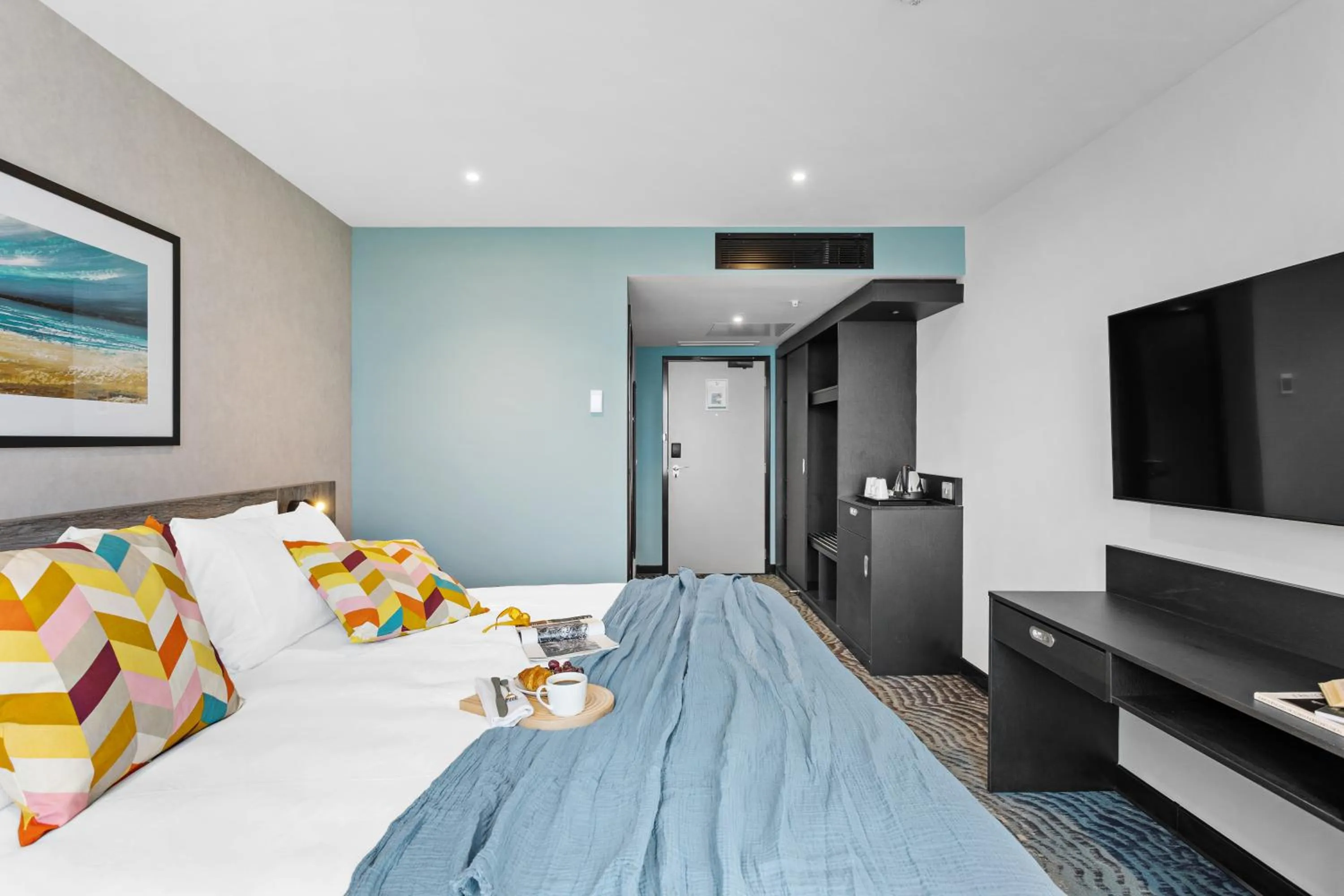 Photo of the whole room, Bed in ibis Styles Paignton