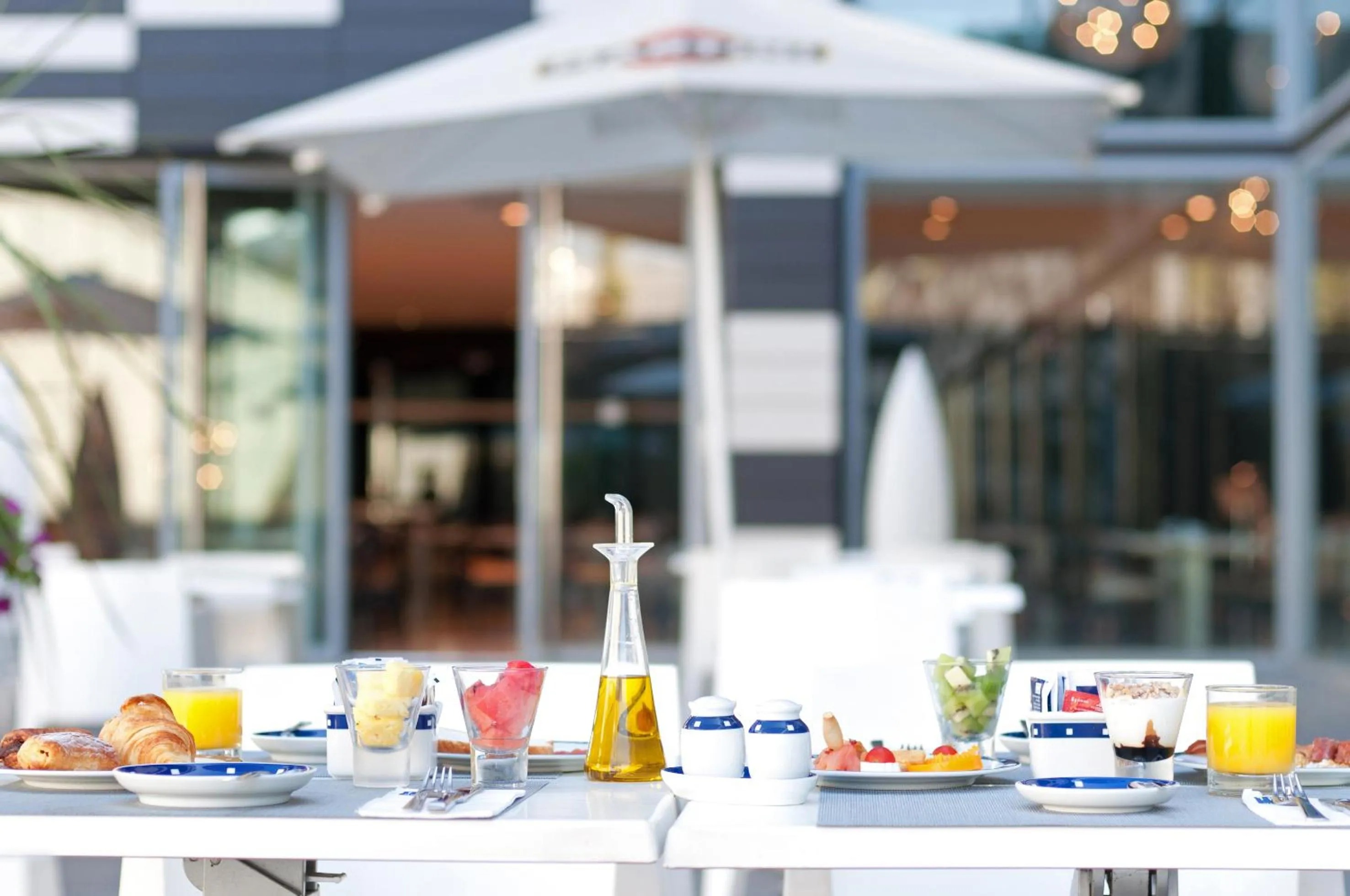 Food and drinks in Hotel Zentral Ave