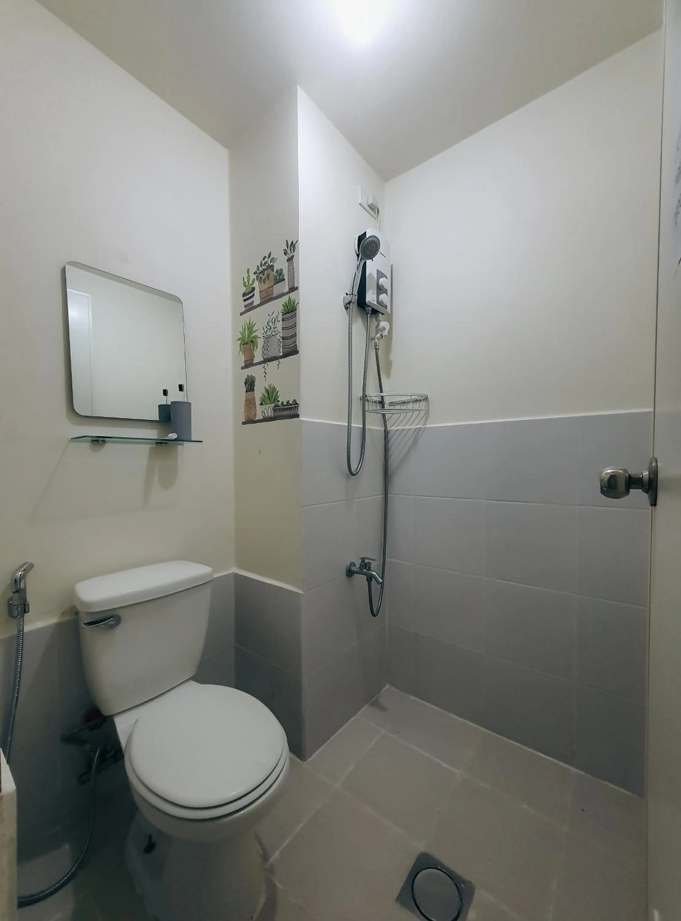 Urban Deca Shaw EDSA Mandaluyong