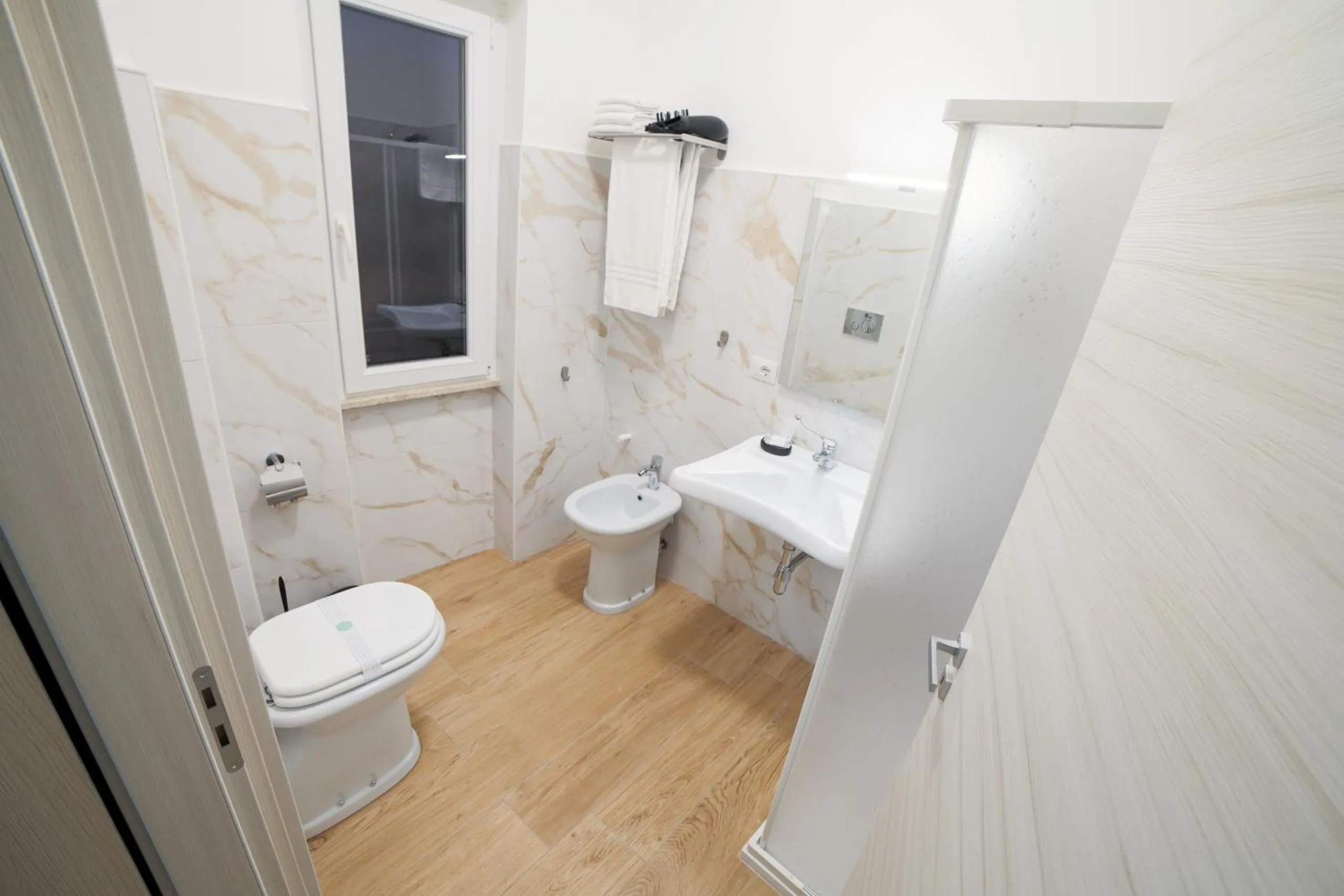 Shower in GREEN - Bed and Breakfast a Castrovillari