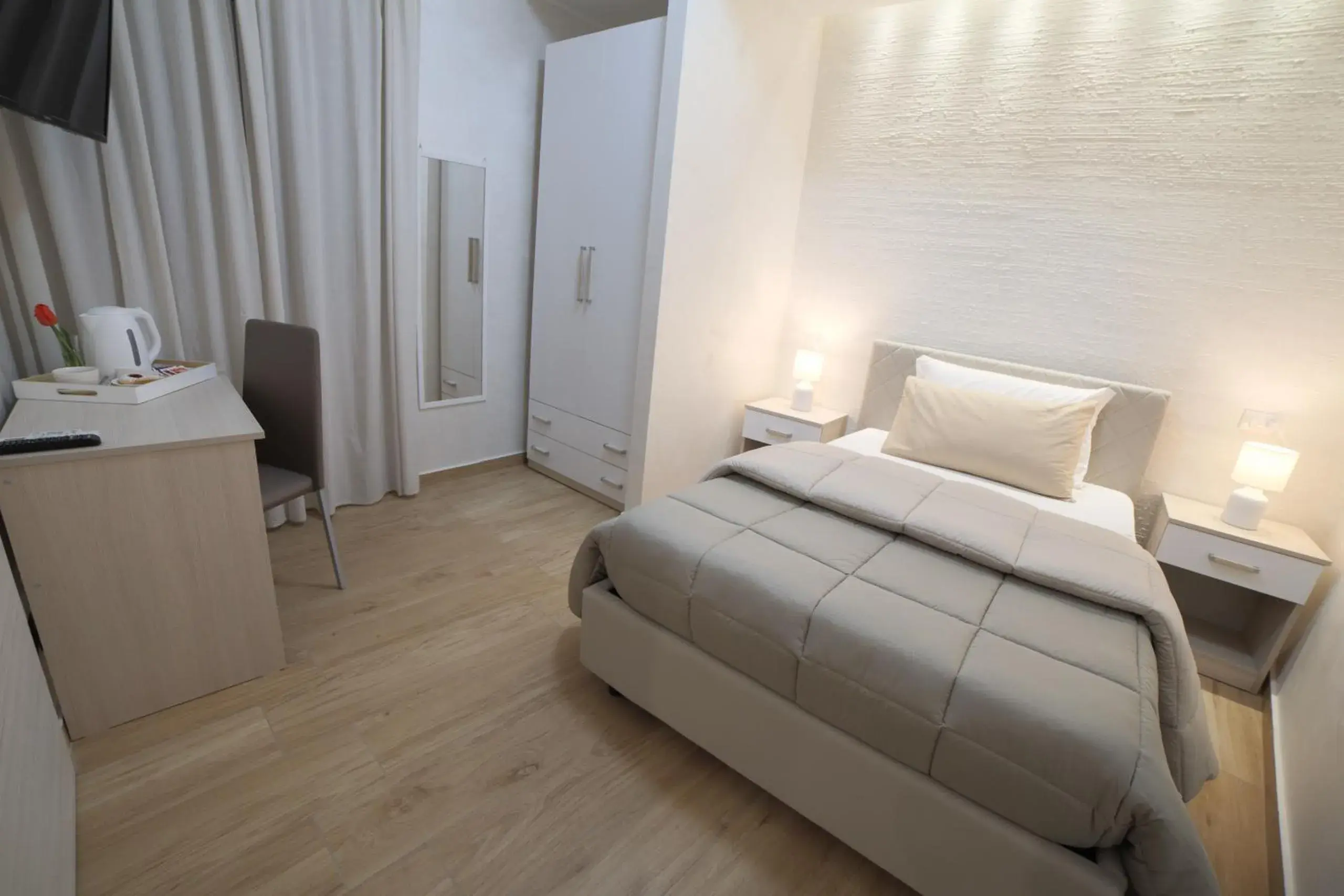 Single Room with Private Bathroom in GREEN - Bed and Breakfast a Castrovillari Single Room with Private Bathroom in GREEN - Bed and Breakfast a Castrovillari