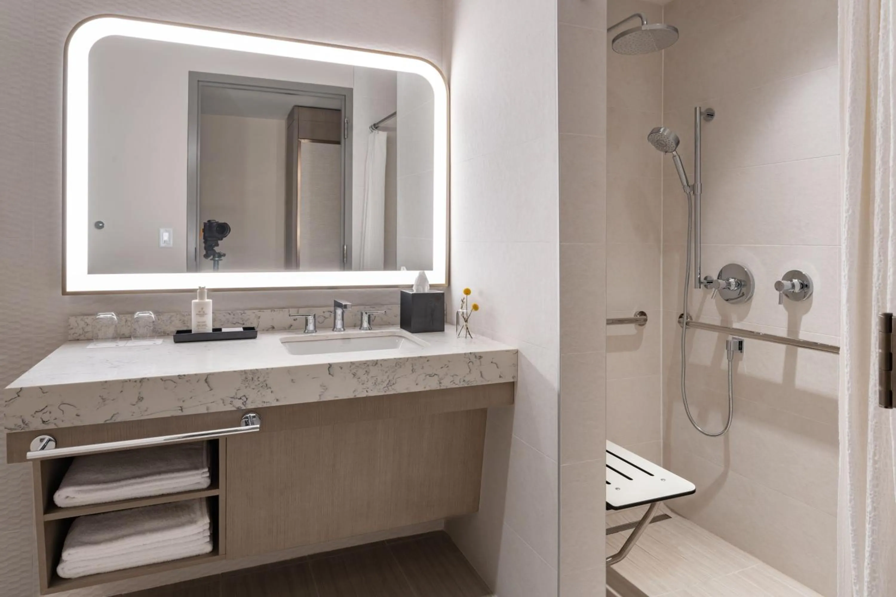 Photo of the whole room in JW Marriott Clearwater Beach Resort & Spa