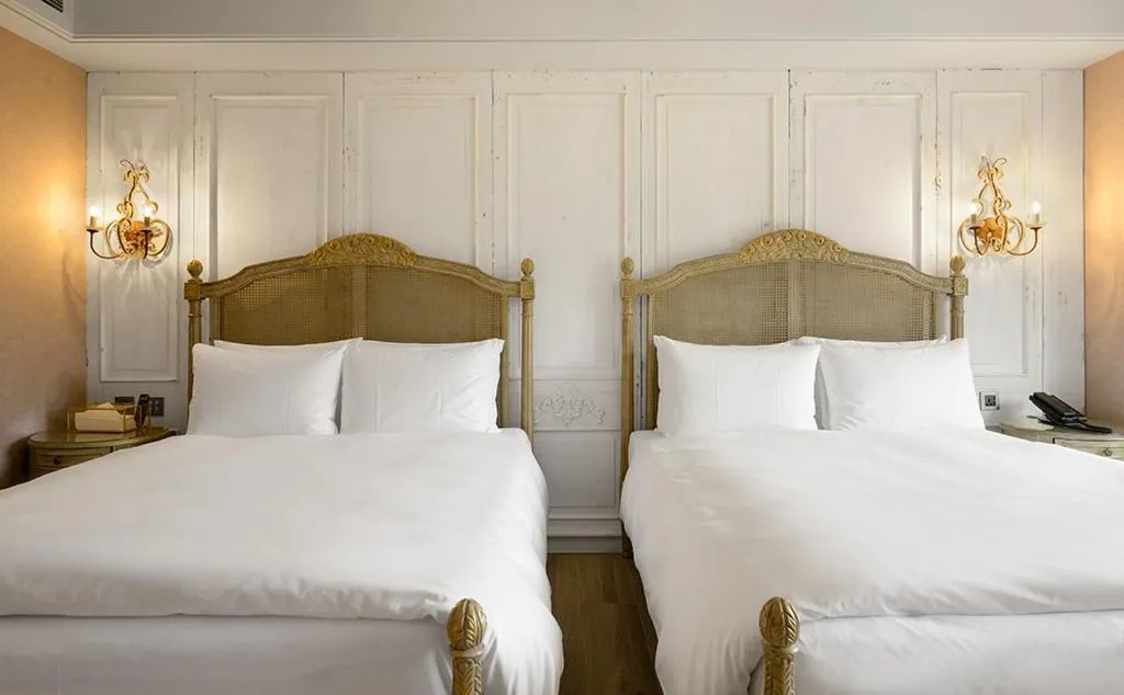 Bed in 格拉斯行館 Grasse Grace Manor 苗栗唯一SLH會員