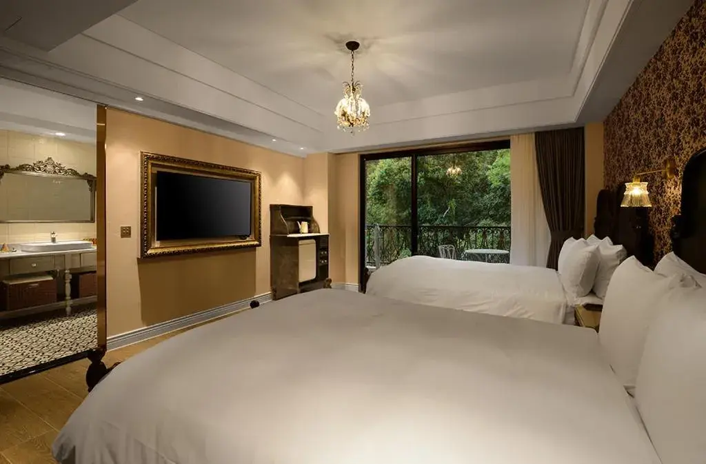 Quadruple Room with Mountain View in 格拉斯行館 Grasse Grace Manor 苗栗唯一SLH會員 Quadruple Room with Mountain View in 格拉斯行館 Grasse Grace Manor 苗栗唯一SLH會員