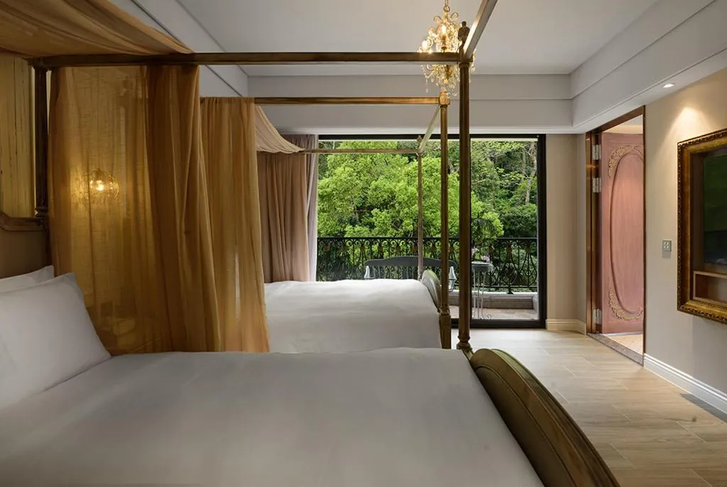 Bed in 格拉斯行館 Grasse Grace Manor 苗栗唯一SLH會員