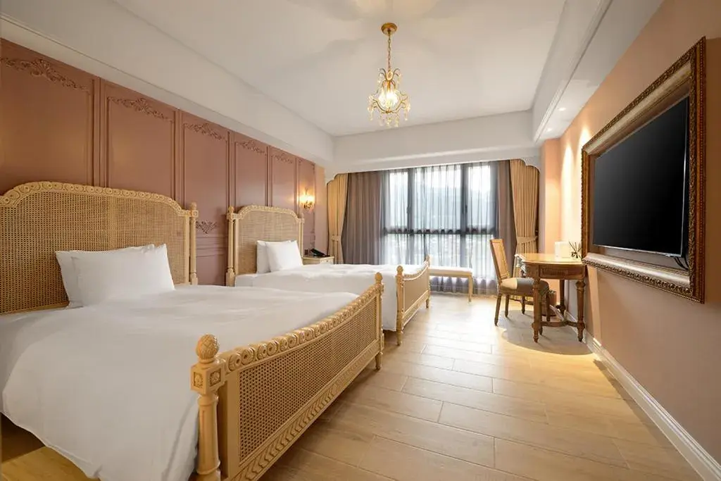 Bed in 格拉斯行館 Grasse Grace Manor 苗栗唯一SLH會員 Bed in 格拉斯行館 Grasse Grace Manor 苗栗唯一SLH會員