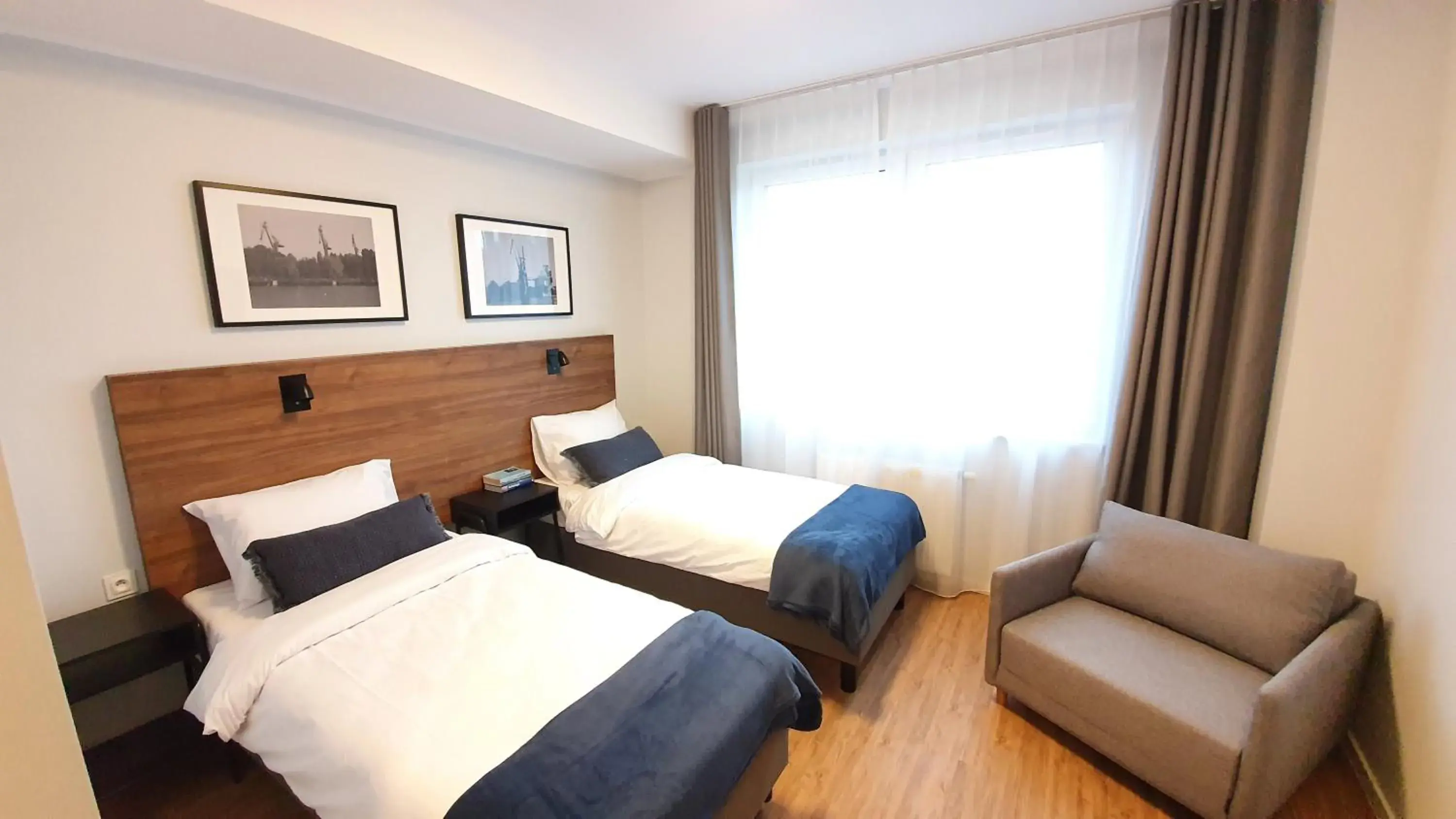 Triple Room in Sleep Port B&B - bezpłatny parking Triple Room in Sleep Port B&B - bezpłatny parking