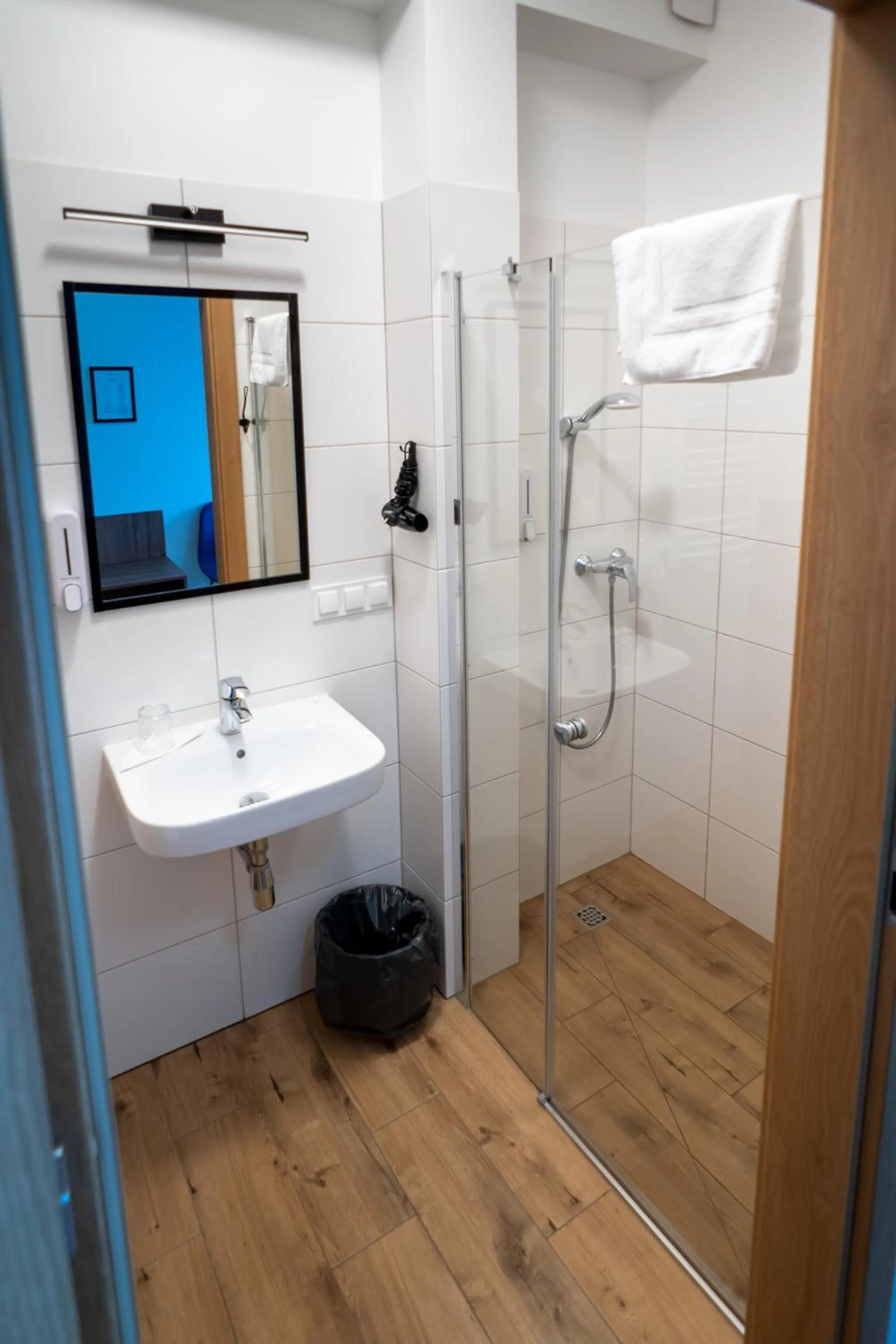 Bathroom in Sleep Port B&B - bezpłatny parking